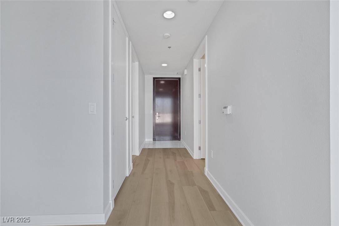 Las Vegas, NV 89103,4525 Dean Martin DR #1010