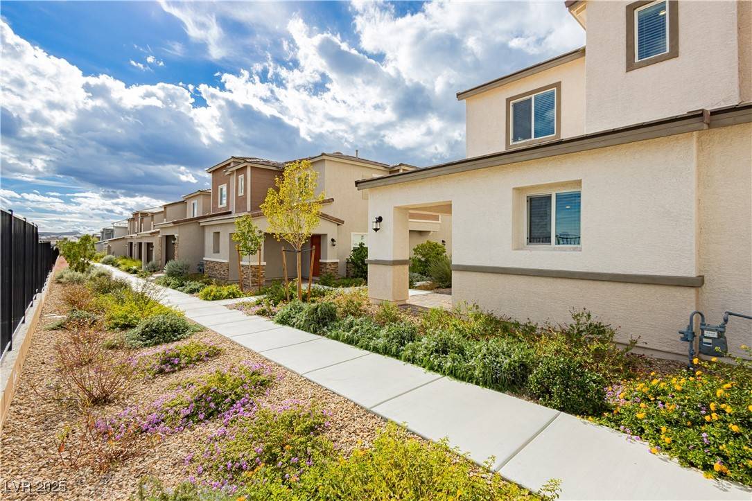 Las Vegas, NV 89166,6152 Rathbone ST