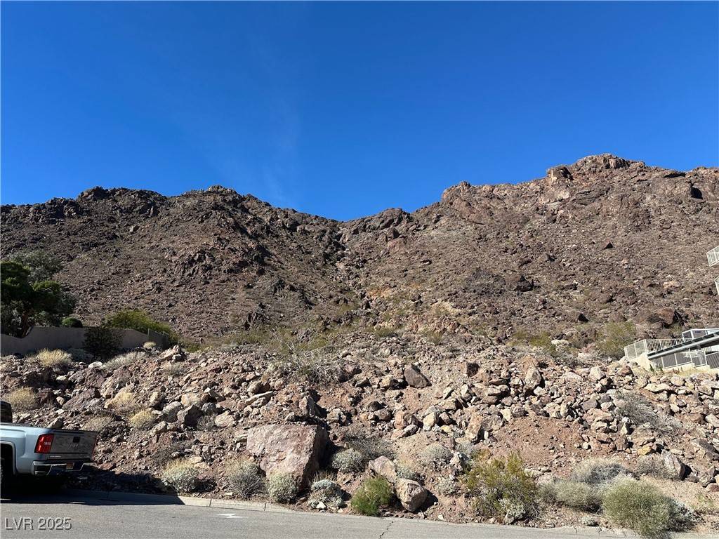 Boulder City, NV 89005,876 Robinson LN