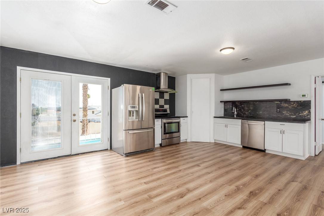 Las Vegas, NV 89145,505 Vincent WAY