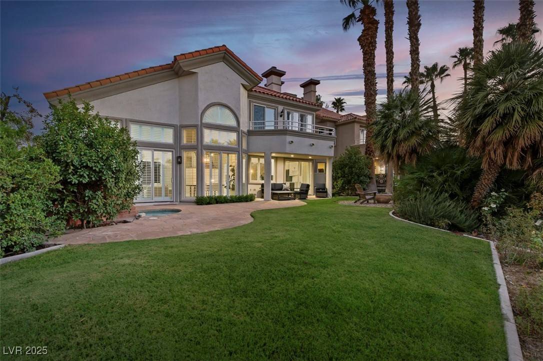 Las Vegas, NV 89117,8848 Rainbow Ridge DR