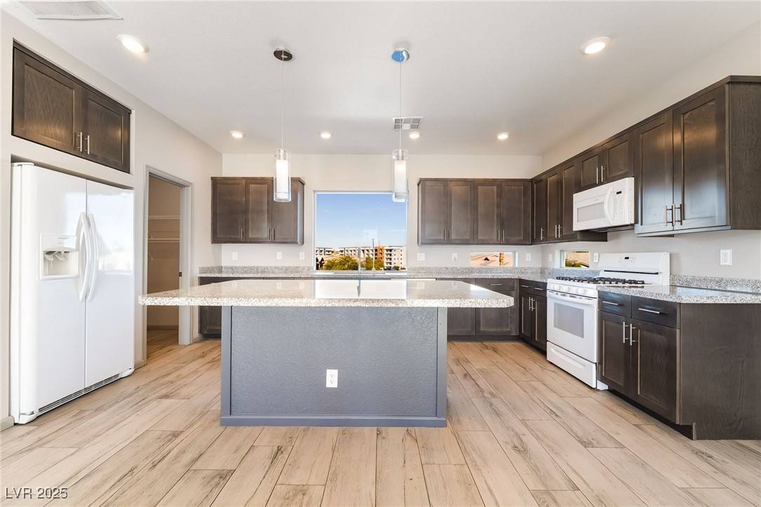 Las Vegas, NV 89113,8032 Carpenter Creek AVE