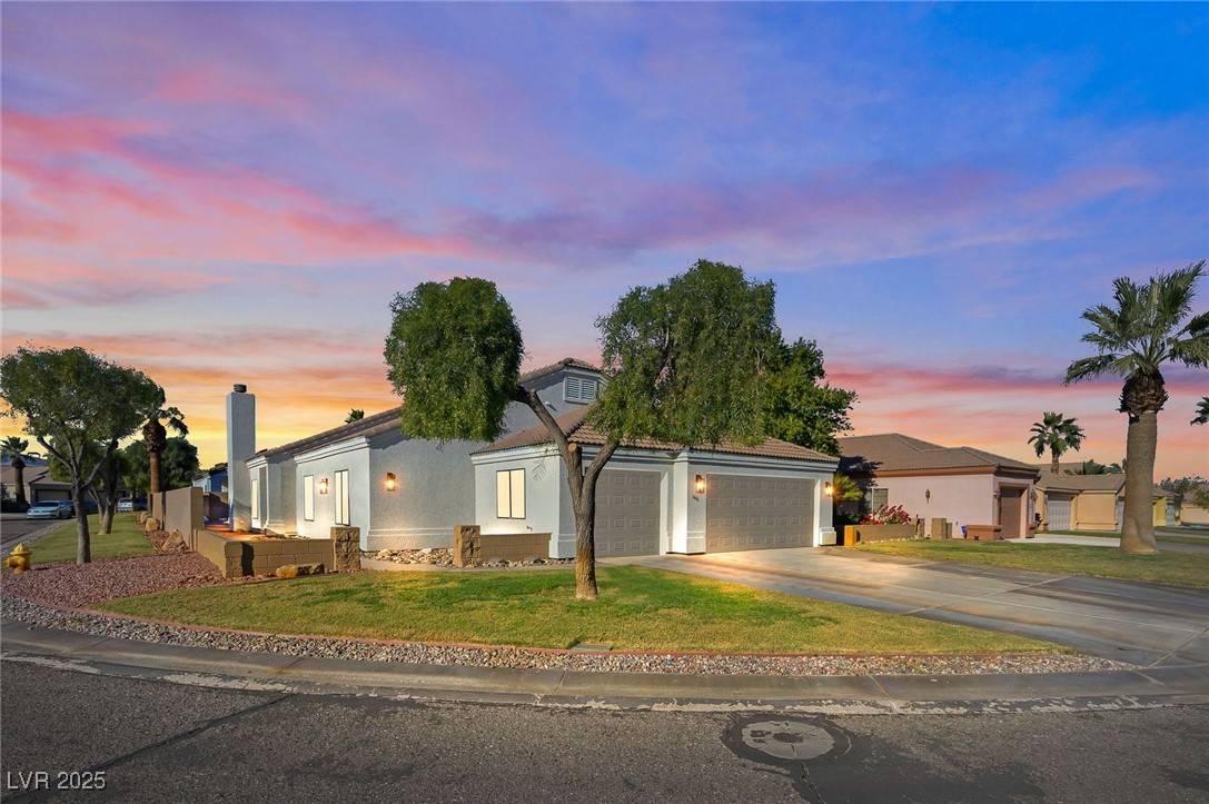 Laughlin, NV 89029,1446 Palm DR