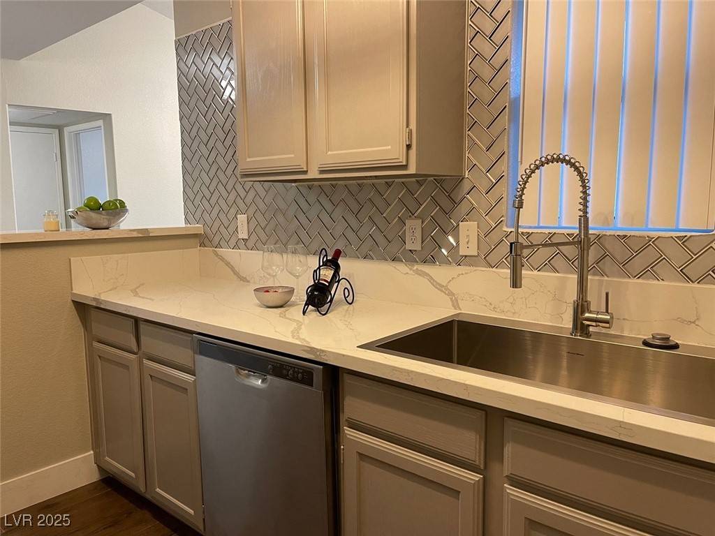 Las Vegas, NV 89118,6650 W Warm Springs RD #2158