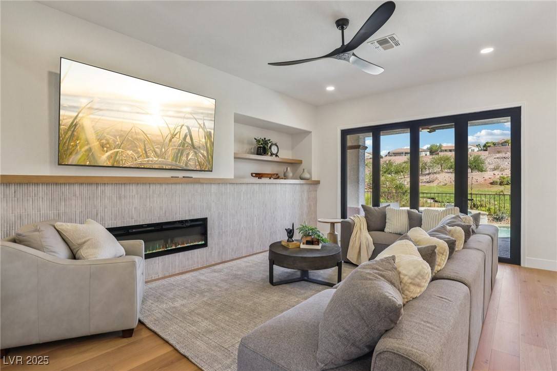 Henderson, NV 89052,2386 Hardin Ridge DR