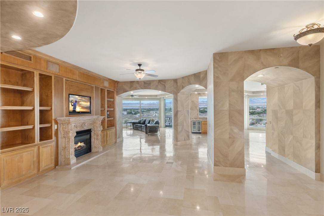 Las Vegas, NV 89145,9103 Alta DR #701