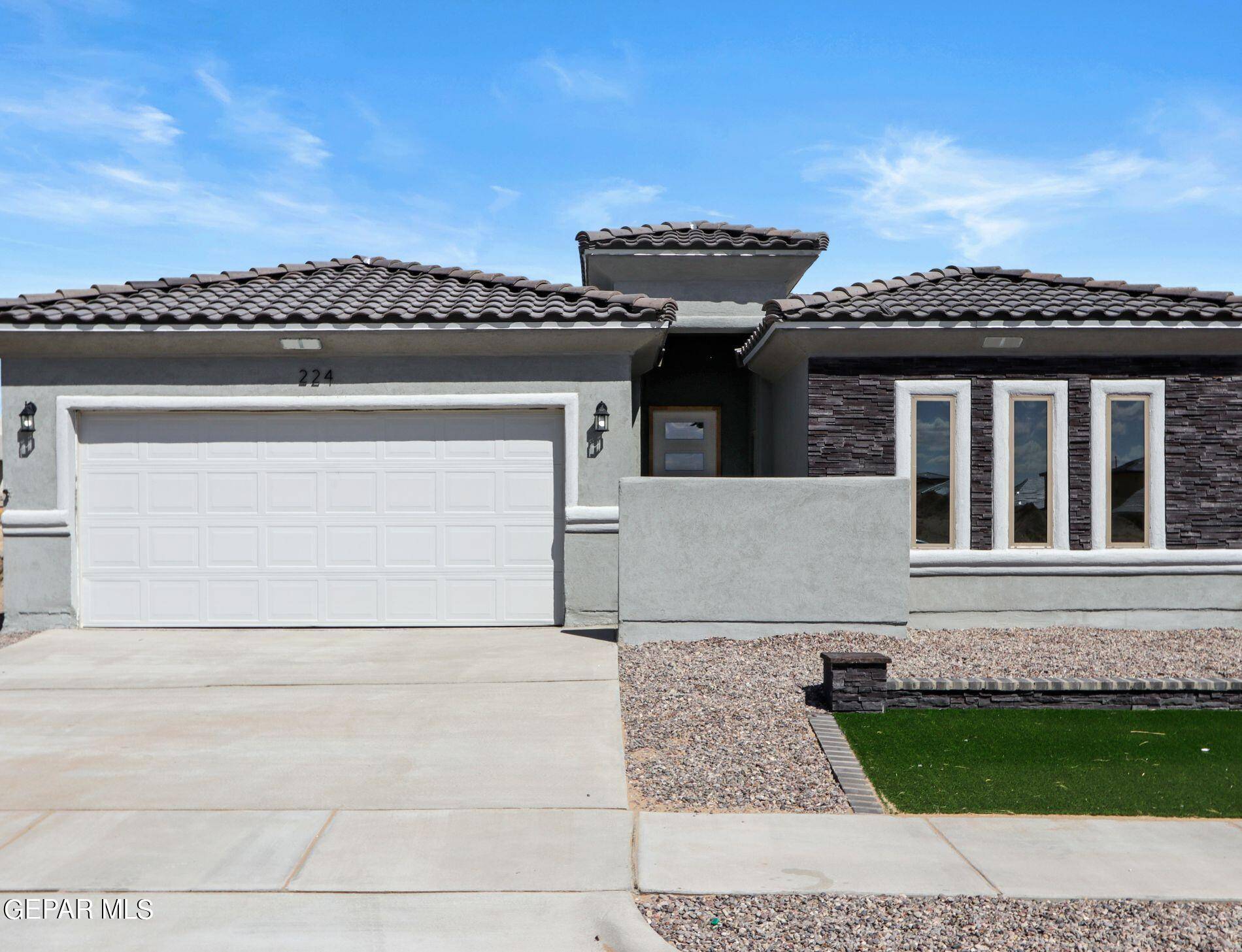 El Paso, TX 79934,51073 Purple Mat AVE