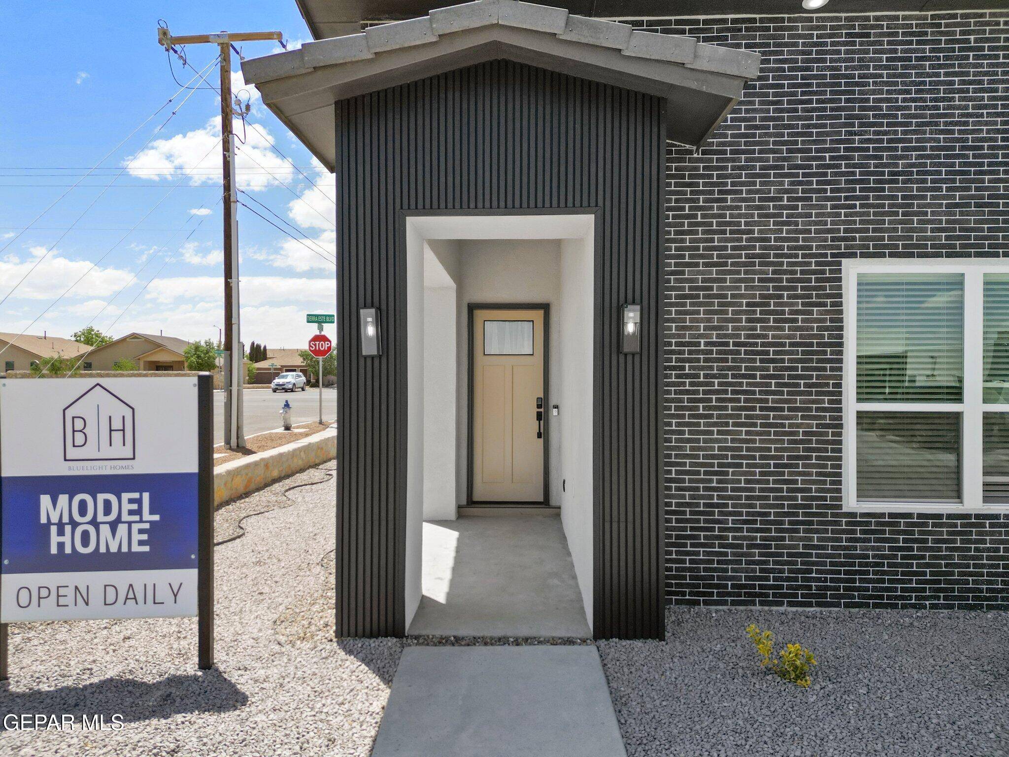 El Paso, TX 79928,1401 Dylan PL