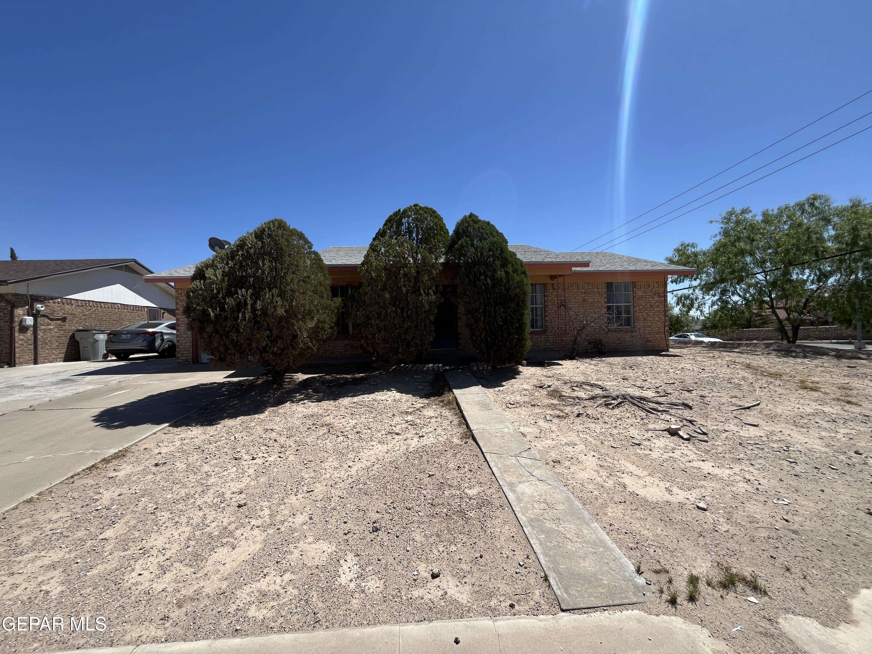 El Paso, TX 79936,11470 ED MERRINS DR
