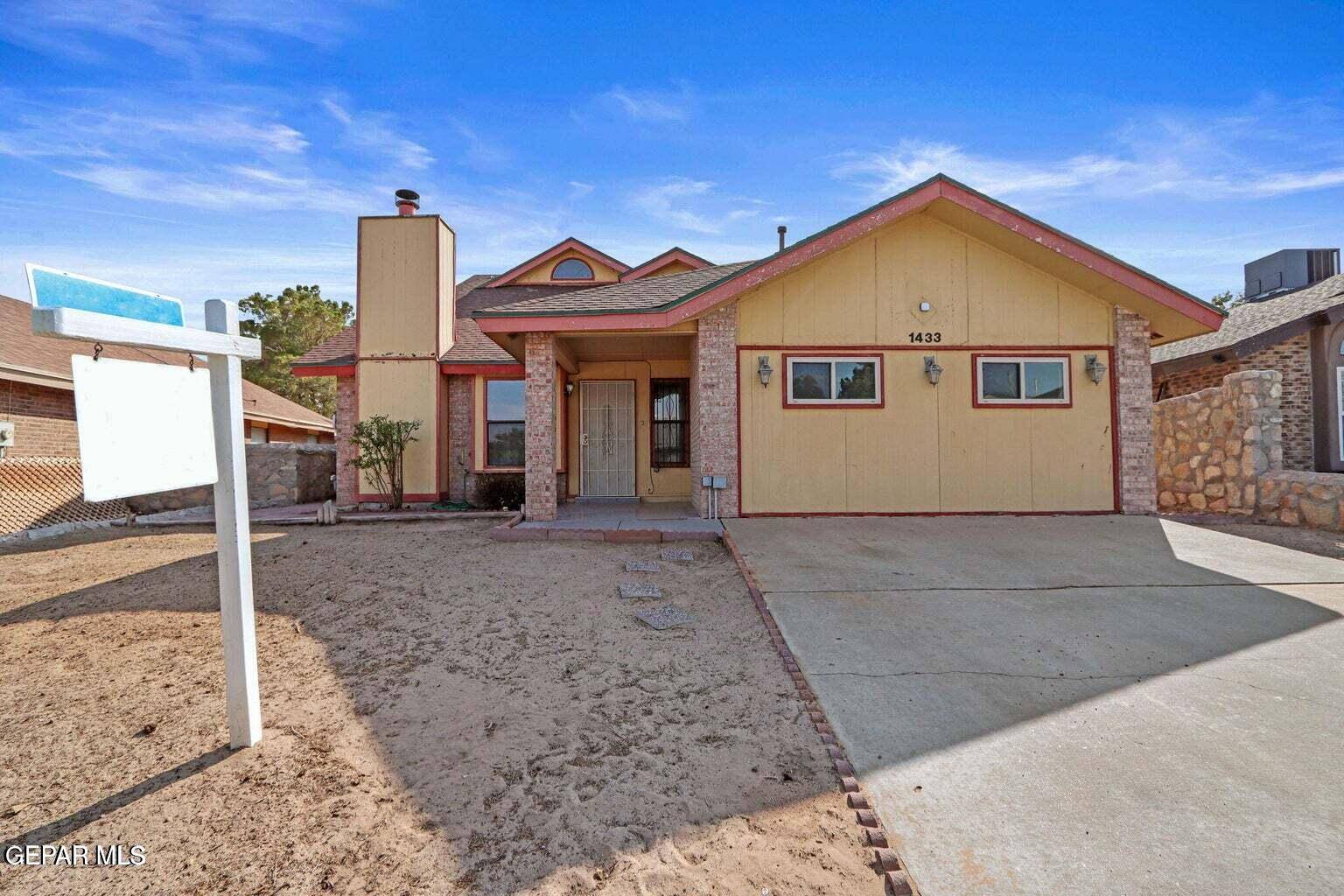 El Paso, TX 79936,1433 SIERRA DE ORO DR
