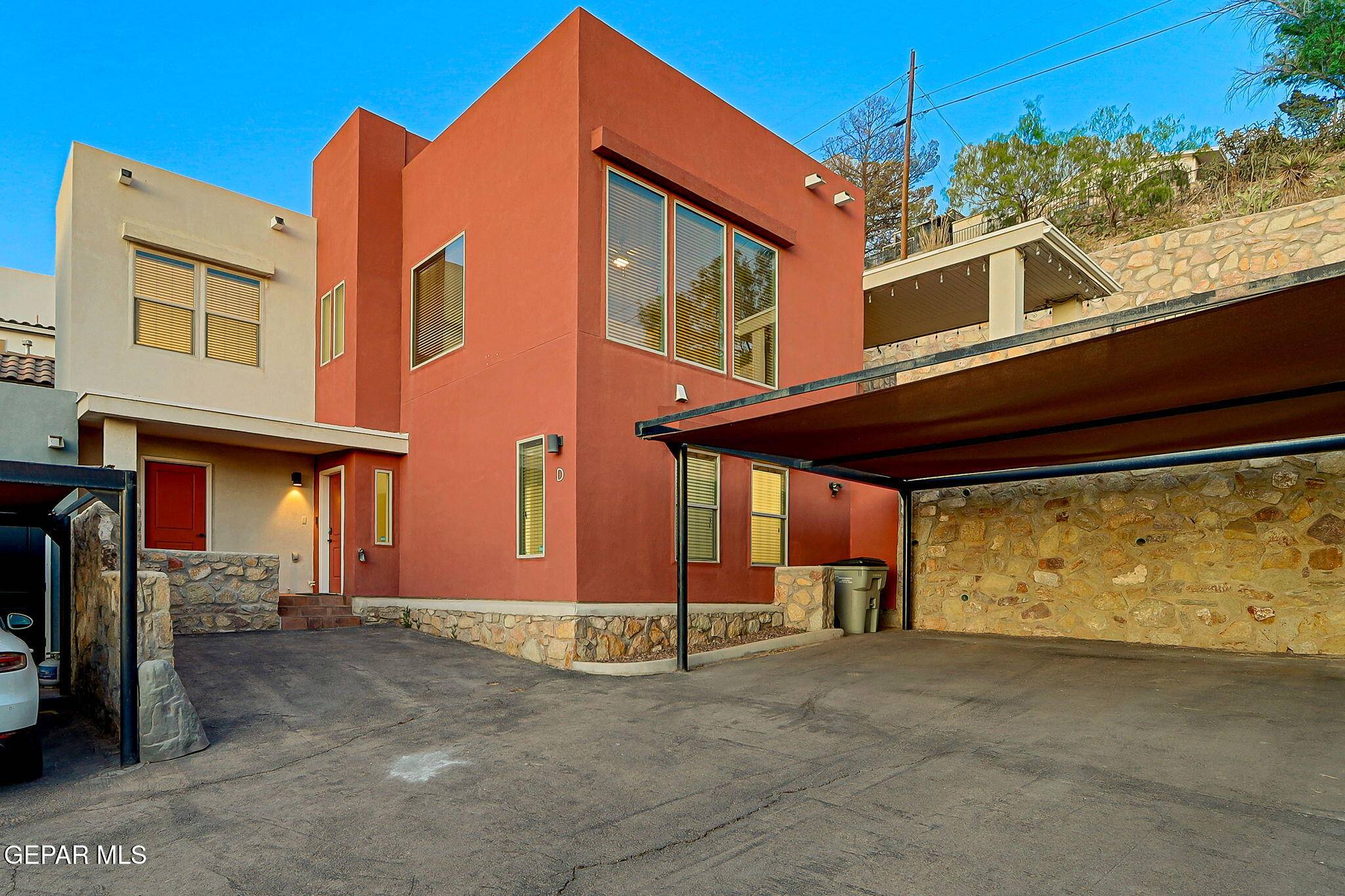 El Paso, TX 79912,4016 Camelot Heights DR #D
