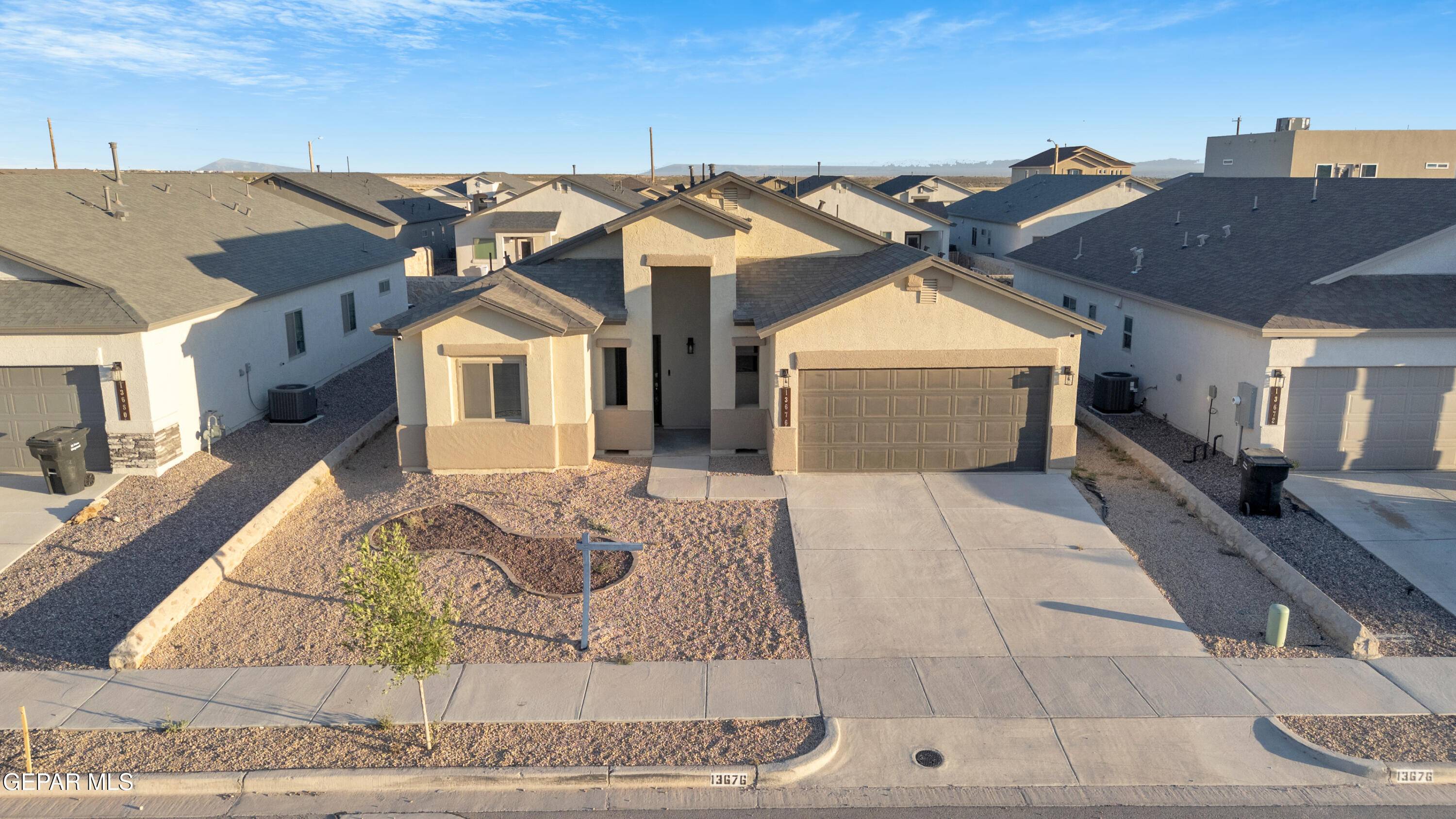 Horizon City, TX 79928,13676 LAGO VISTA AVE