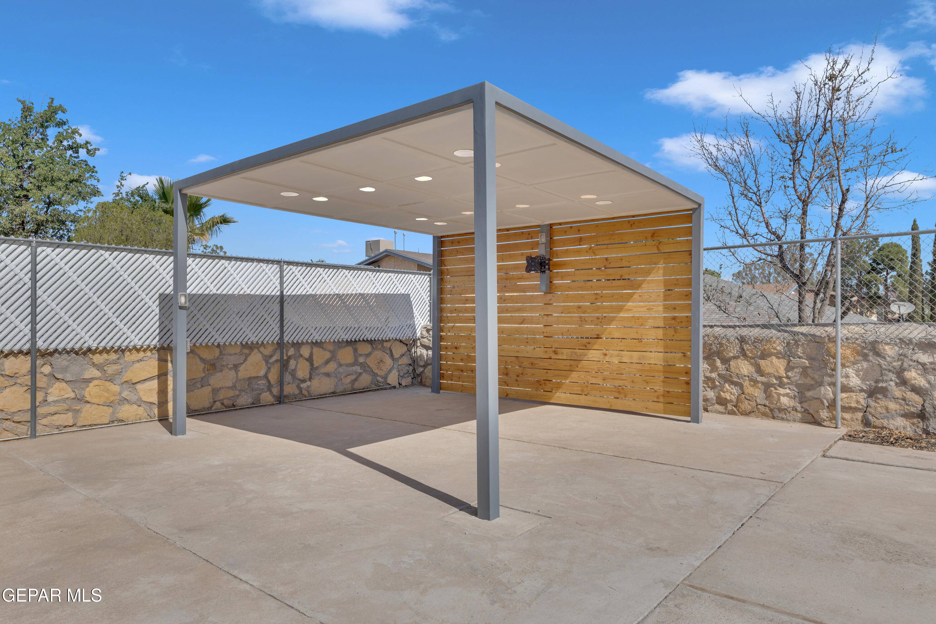 El Paso, TX 79936,12055 VAN GOGH DR
