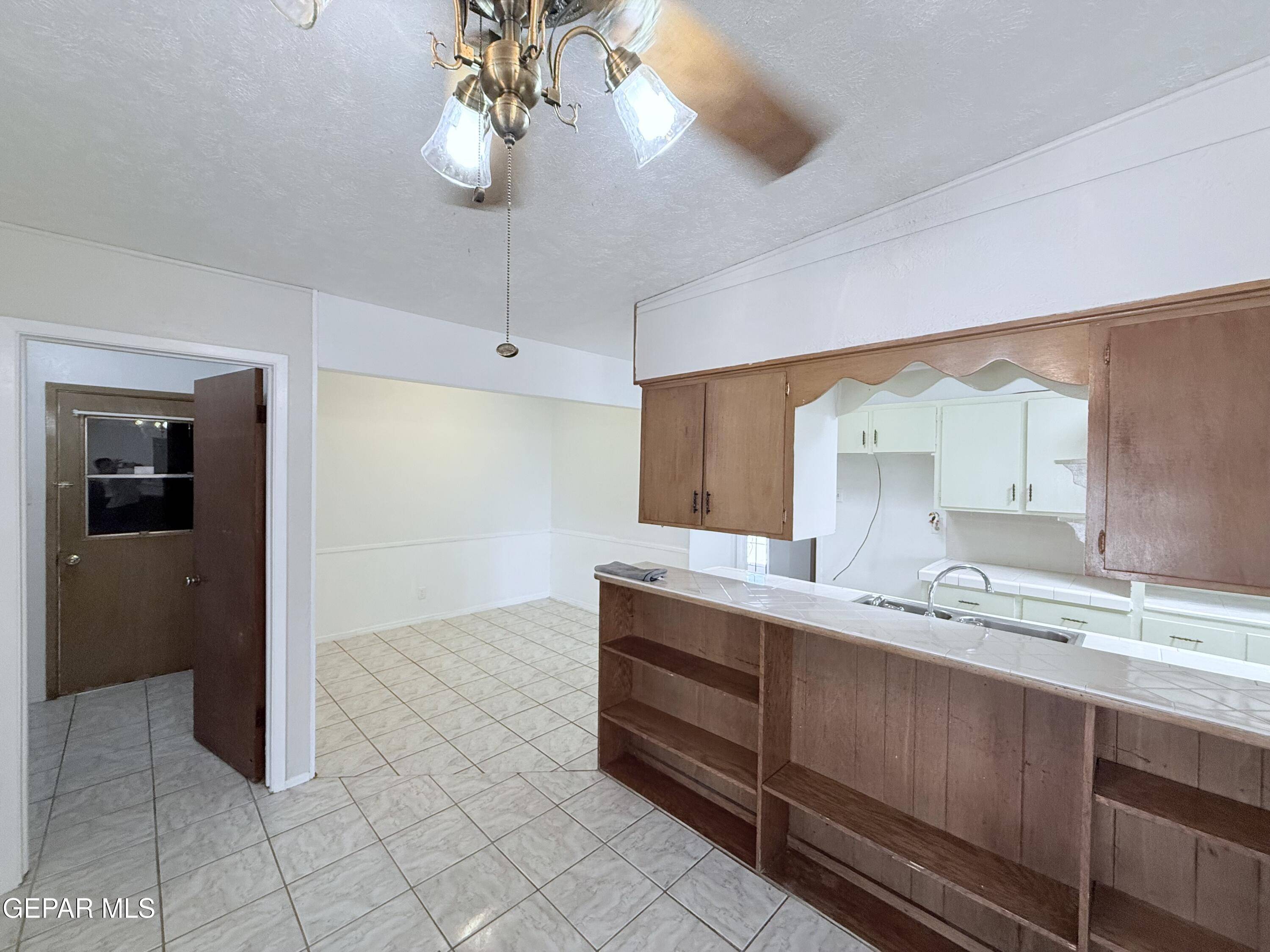 El Paso, TX 79924,5542 VANCOUVER ST