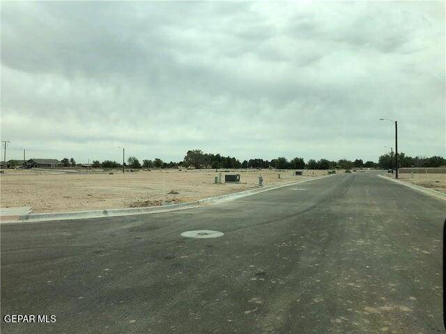 Socorro, TX 79927,807 TS Daniel Cadena DR