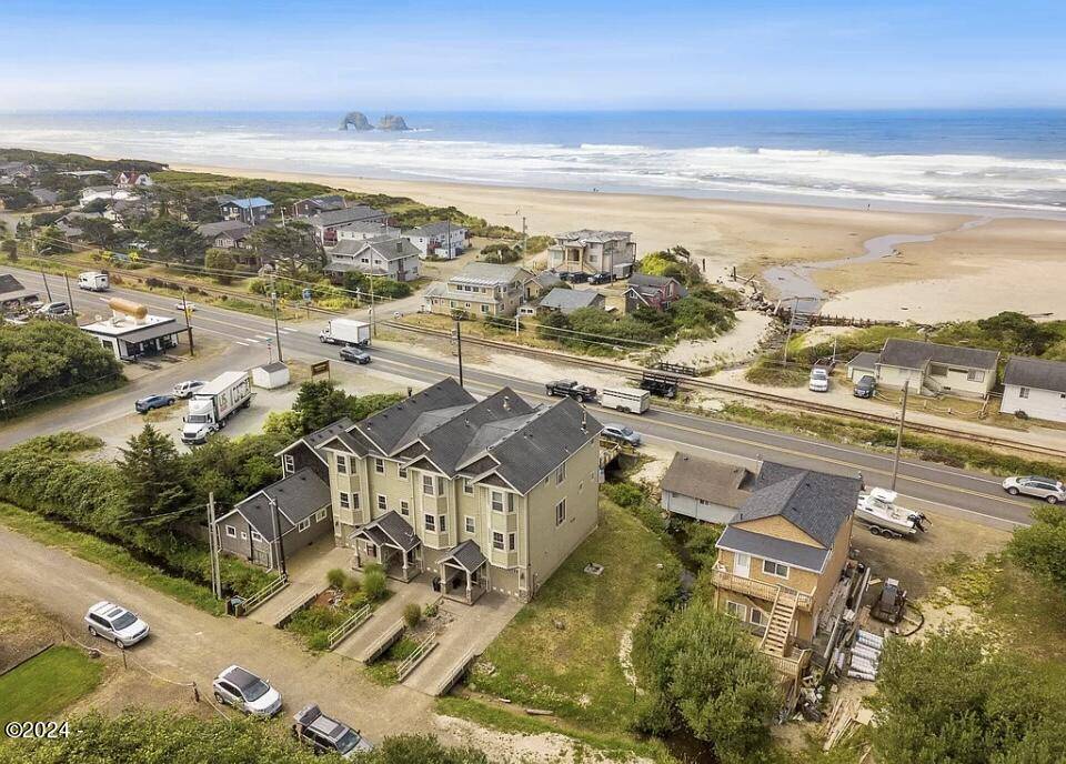 Rockaway Beach, OR 97139,547 S Front