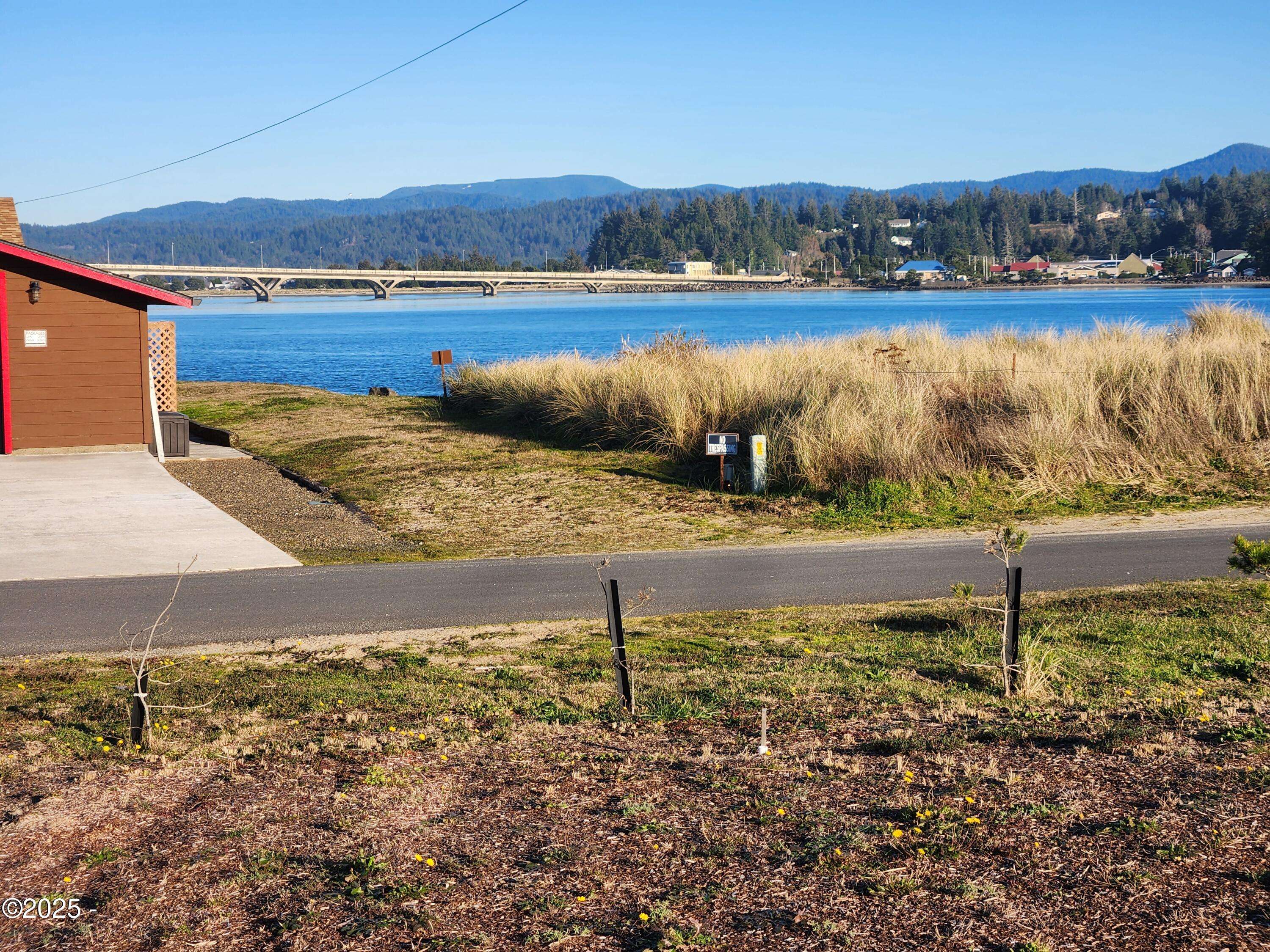 Waldport, OR 97394,101 NW Sunset WAY