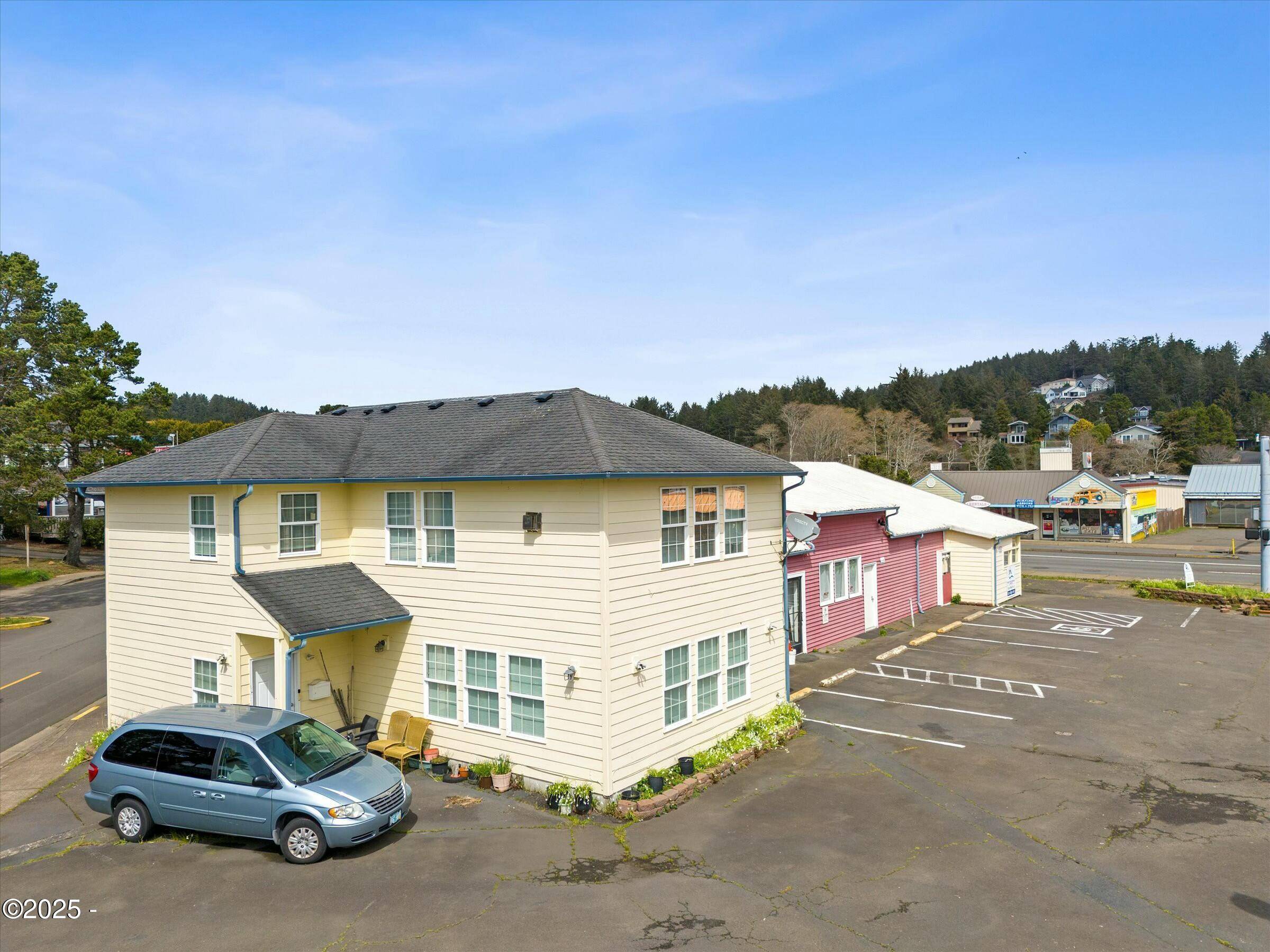 Lincoln City, OR 97367,4787 SW Highway 101