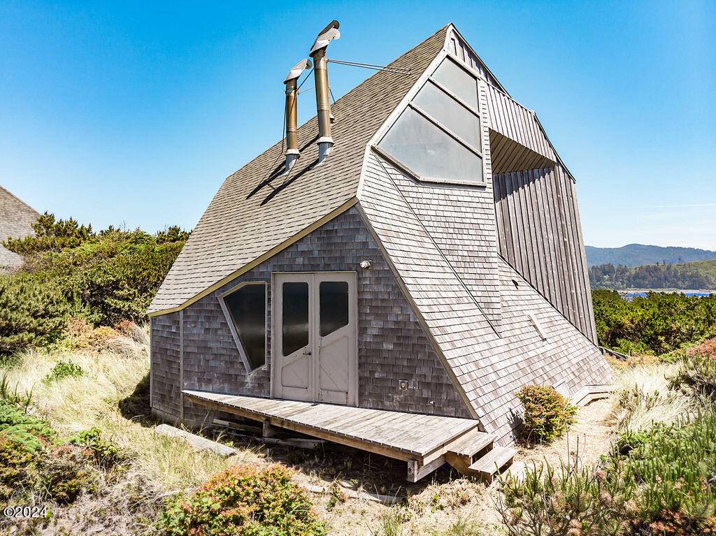 Gleneden Beach, OR 97388,321 Salishan Dr