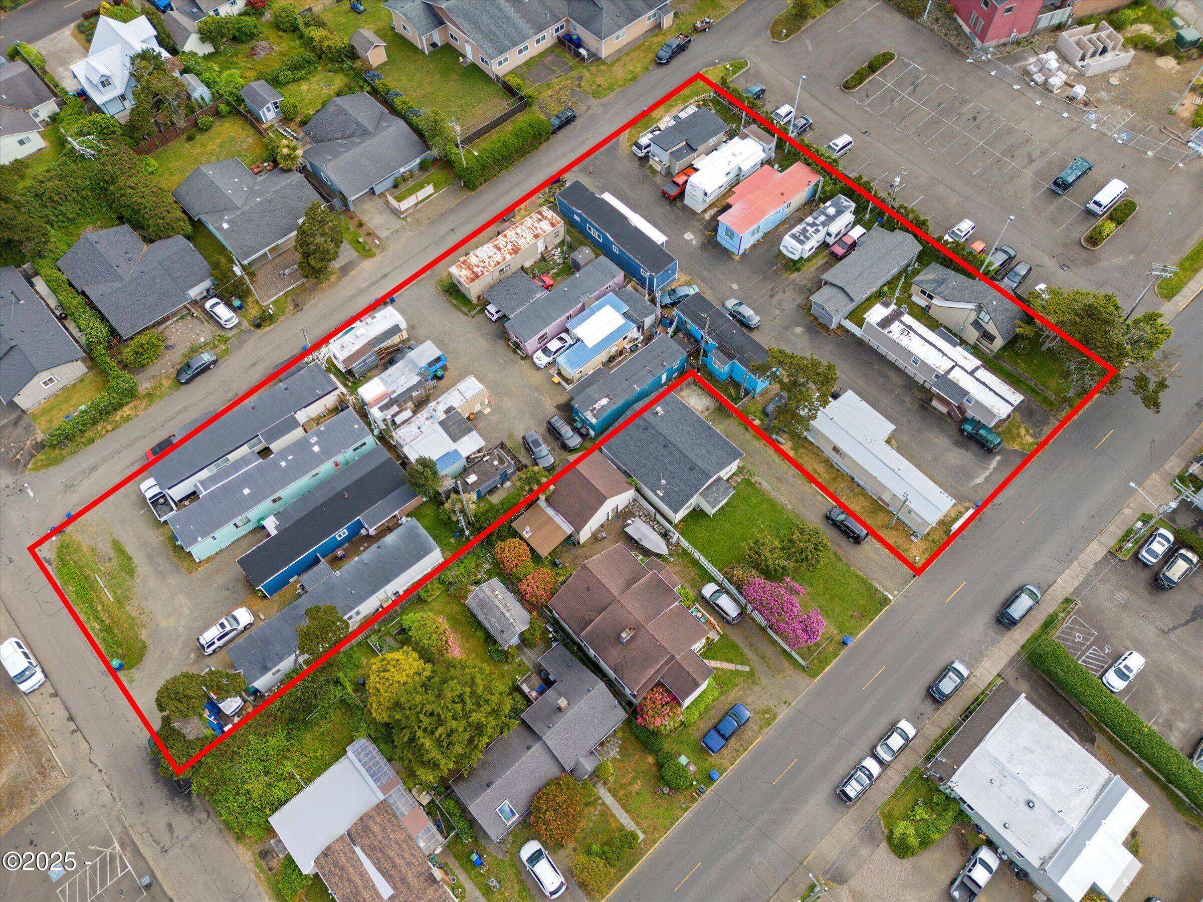 Lincoln City, OR 97367,1461 NW 17th Street