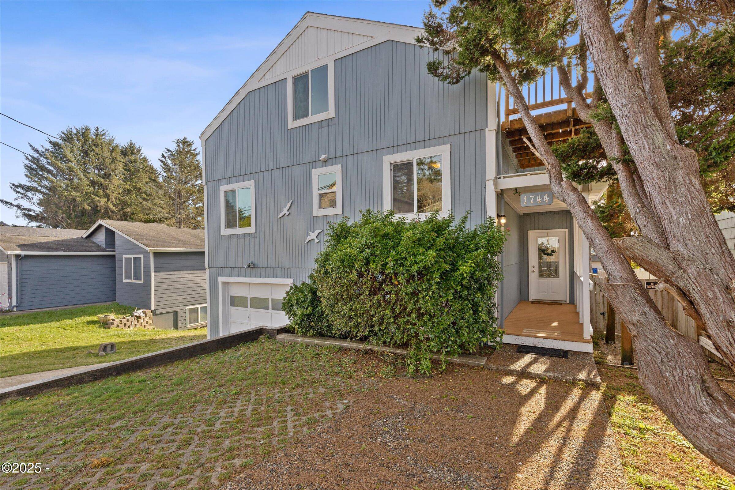 Lincoln City, OR 97367,1744 NE 13th Street