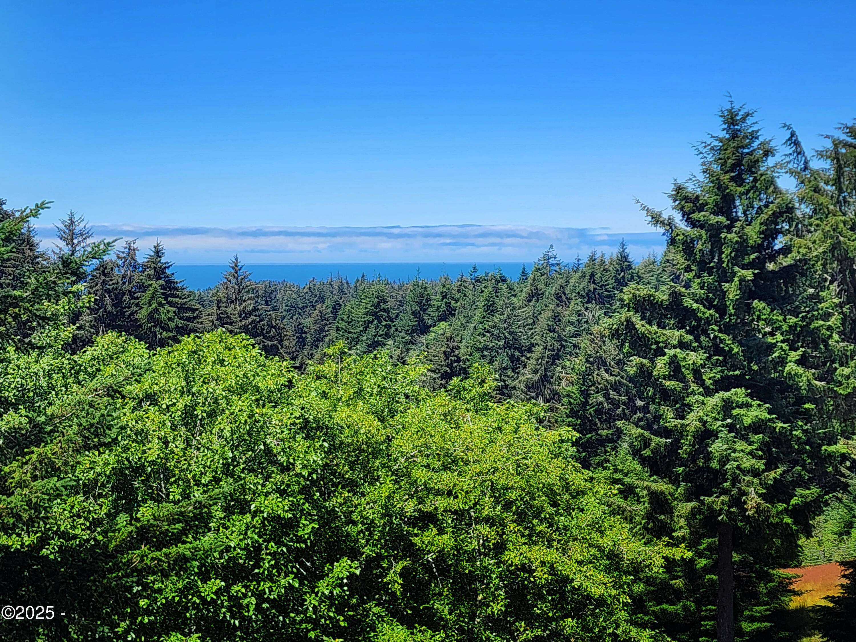 Newport, OR 97365,671 NE Newport Heights DR
