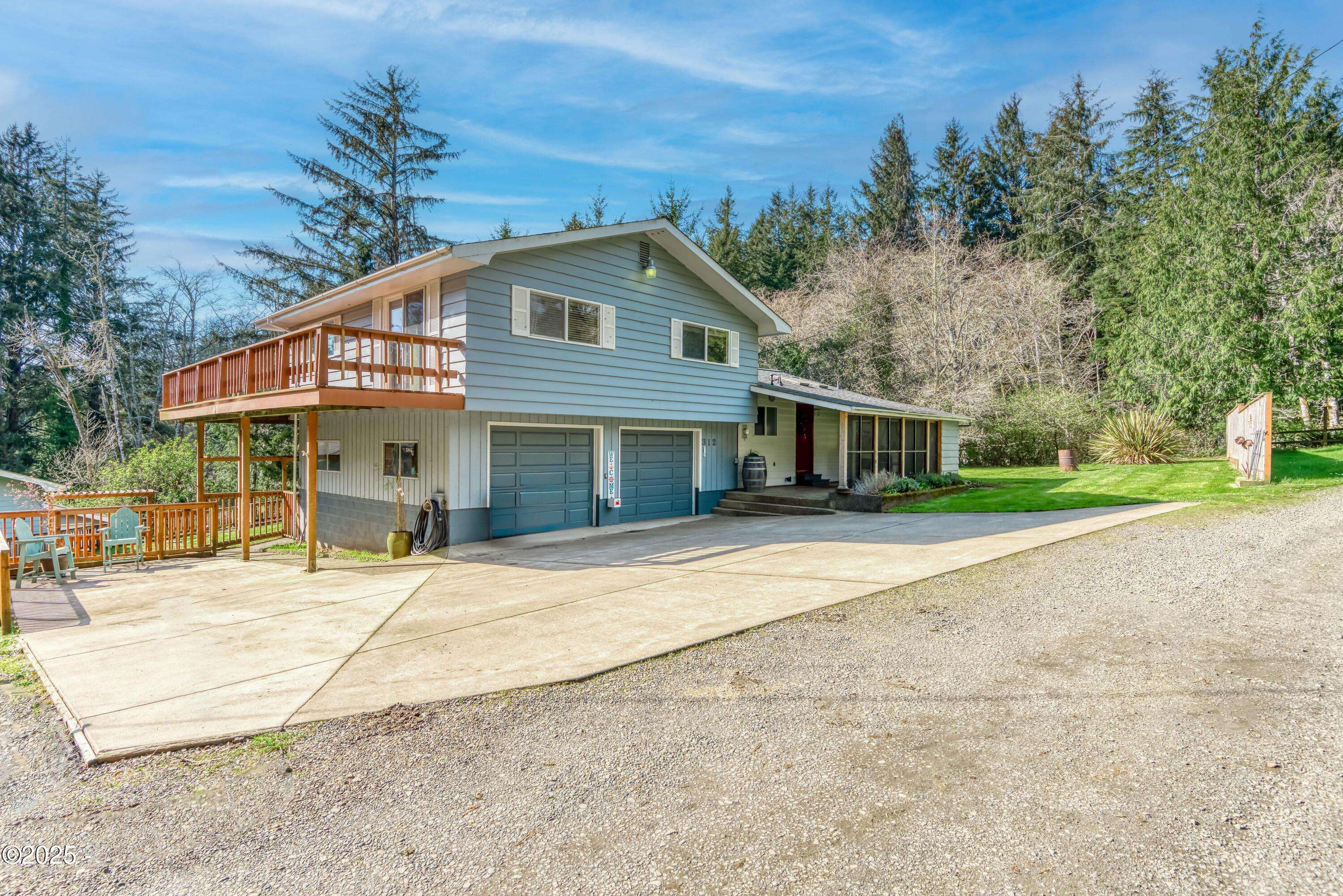 Newport, OR 97365,312 SE Davis RD
