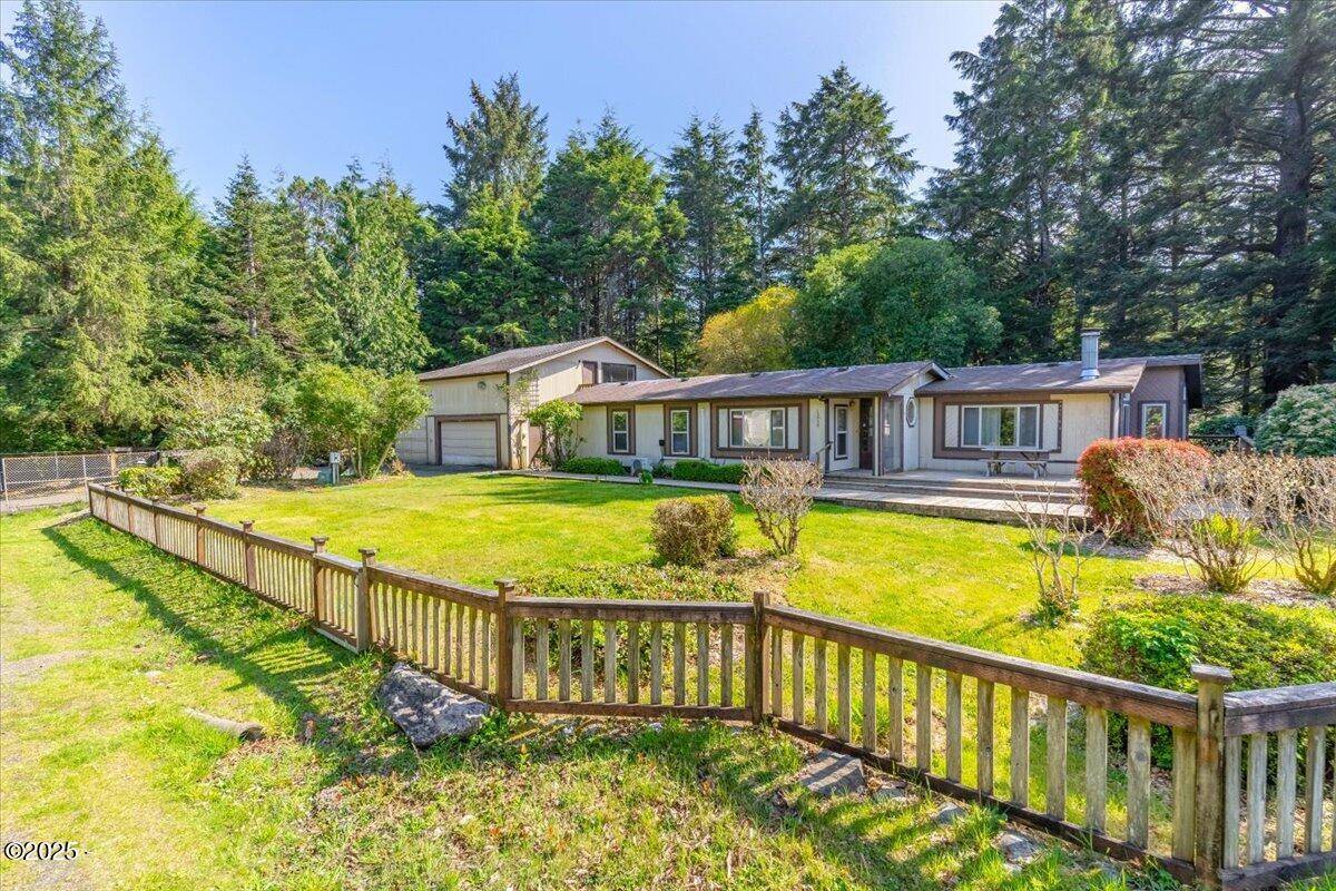 Seal Rock, OR 97376,13930 NW Kona ST