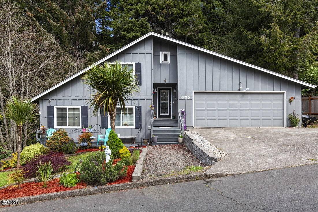 Newport, OR 97365,853 NE Lakewood DR