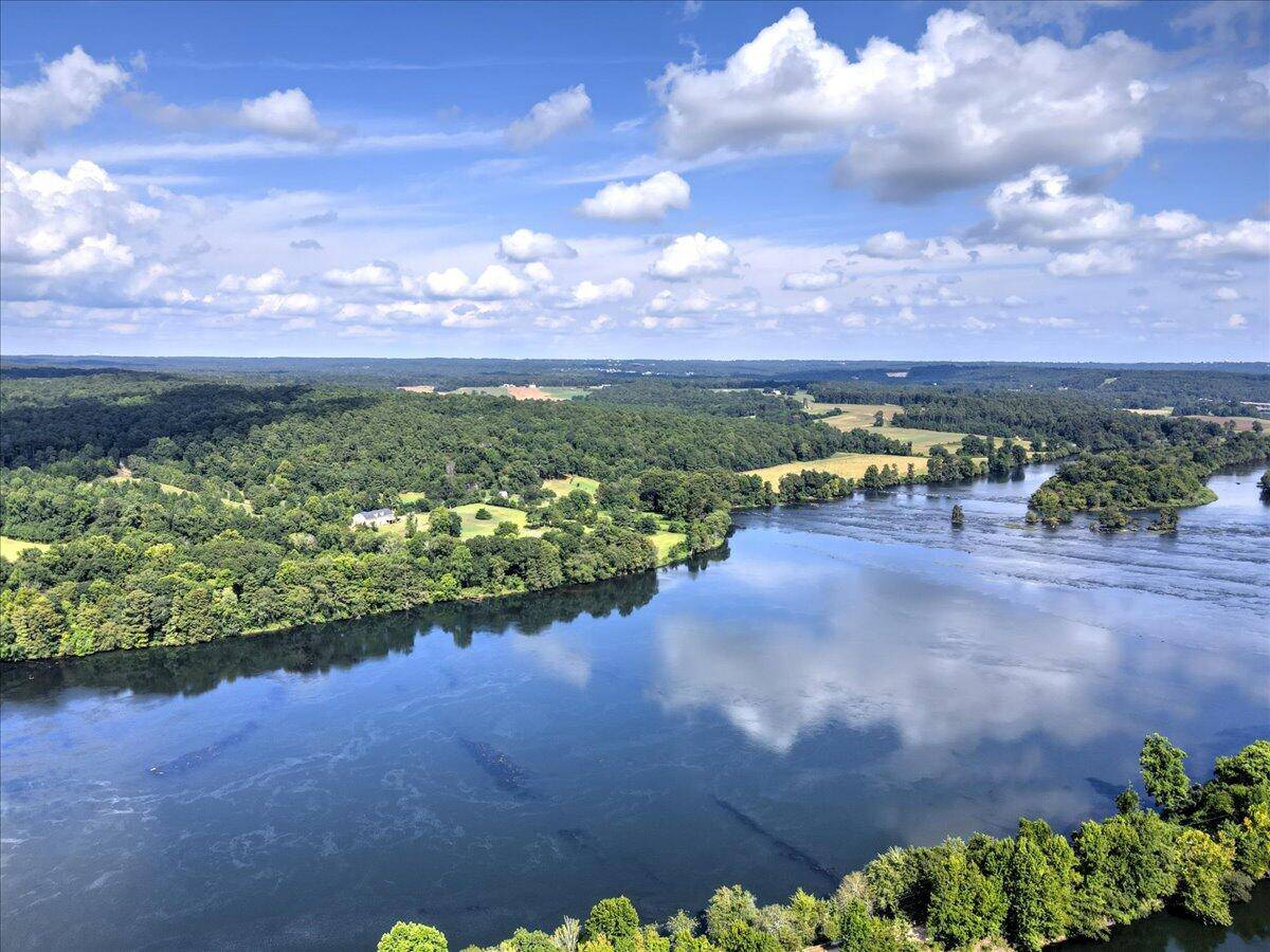North Augusta, SC 29860,0 WATERS EDGE-24