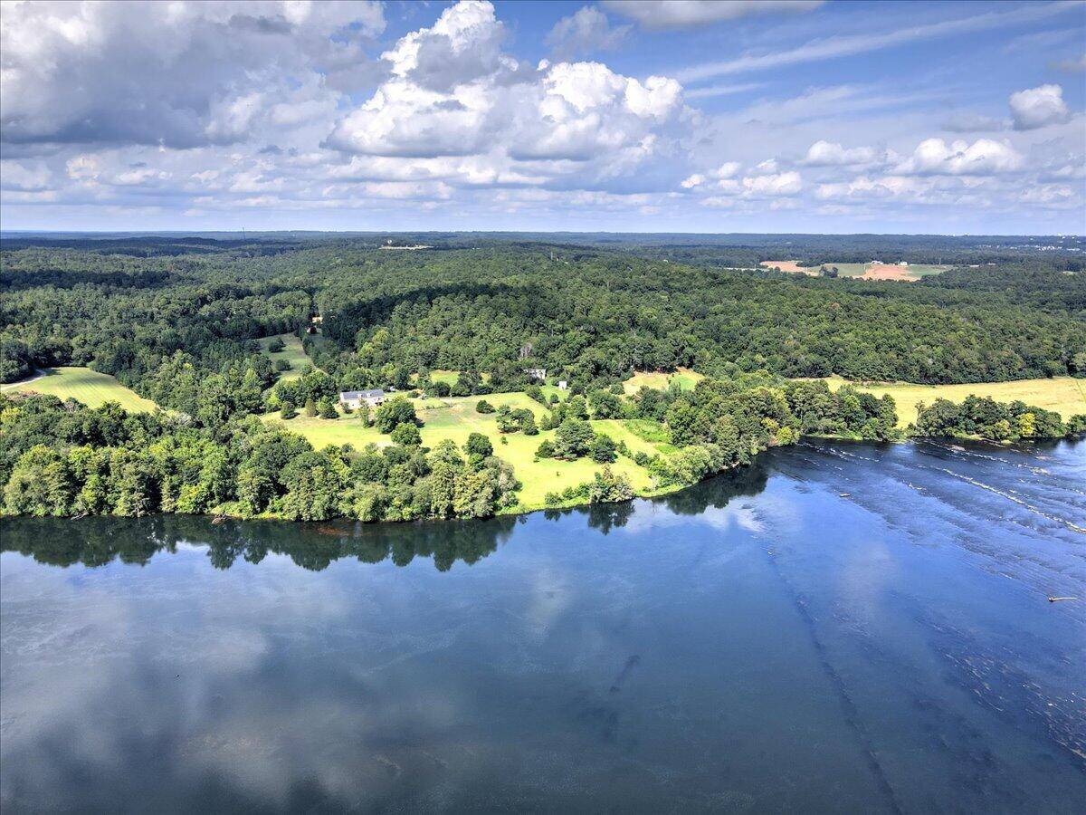 North Augusta, SC 29860,0 WATERS EDGE-24