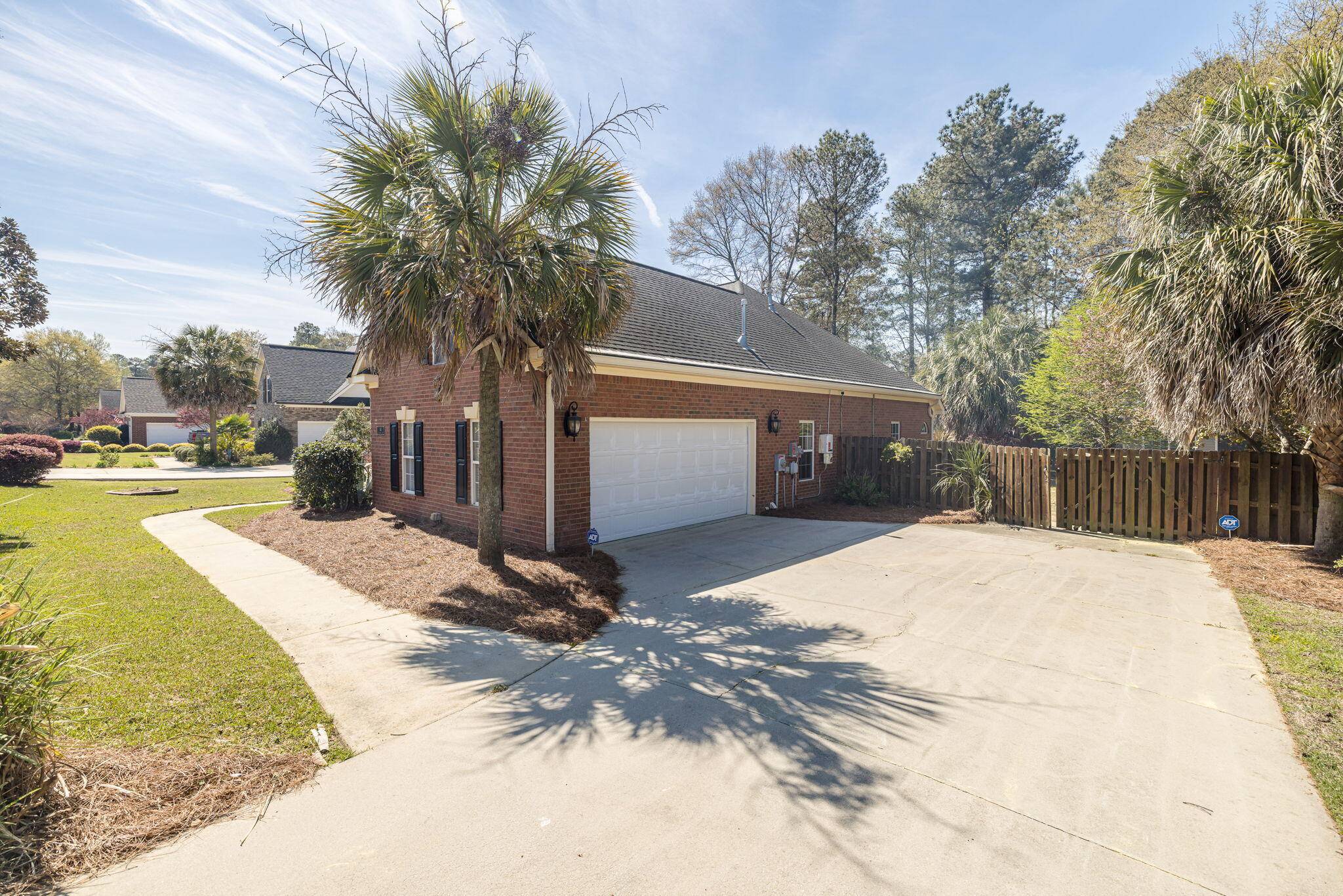 North Augusta, SC 29860,145 MILLWOOD LN