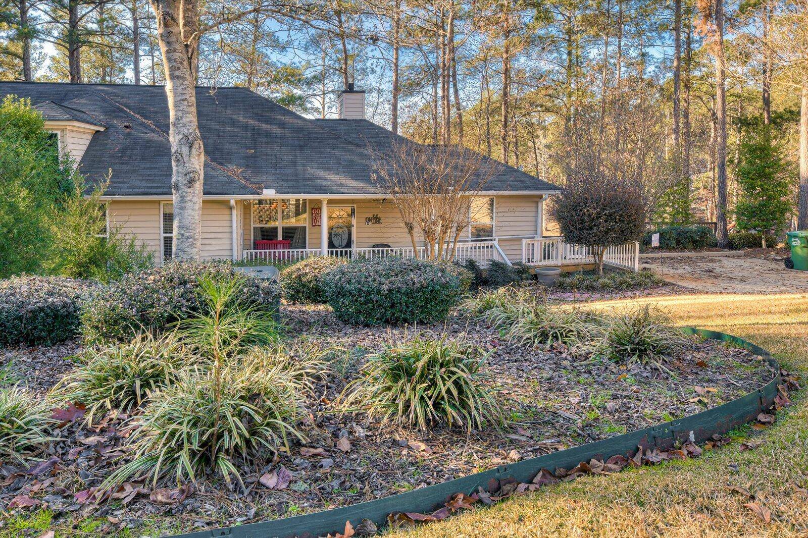 Mccormick, SC 29835,6 CARAVEL CIR