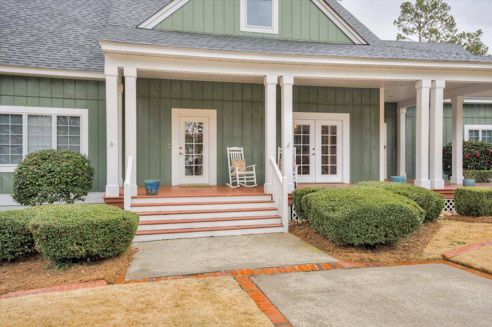 Mccormick, SC 29835,184 Savannah Drive DR