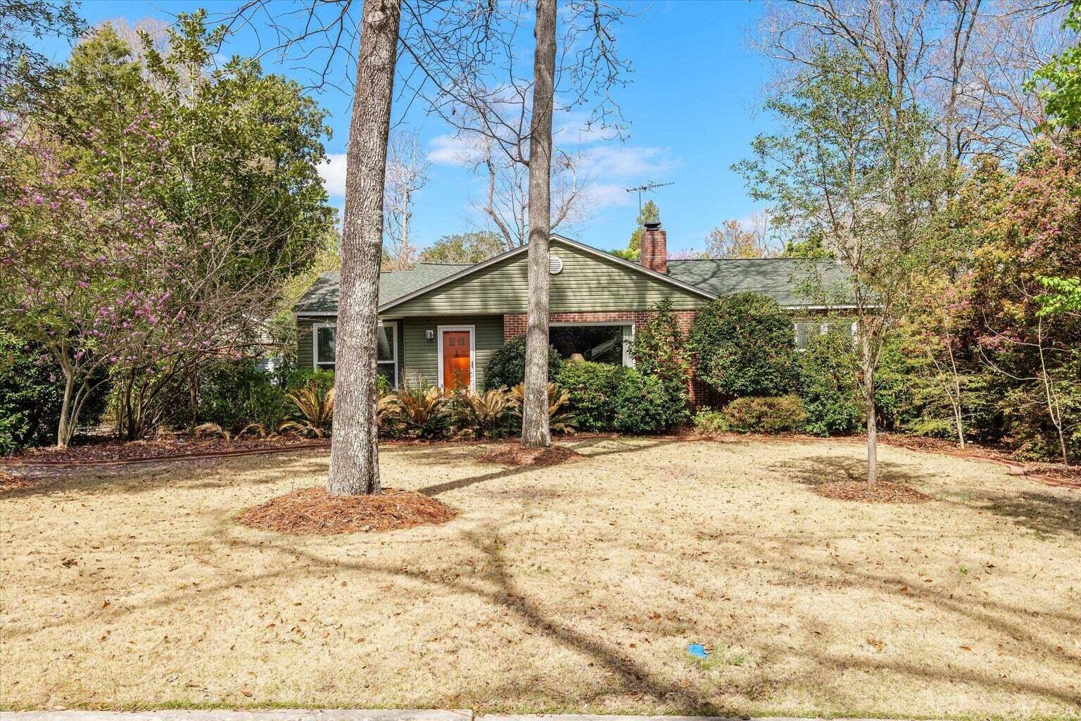 Aiken, SC 29803,104 SE DUNBARTON CIR