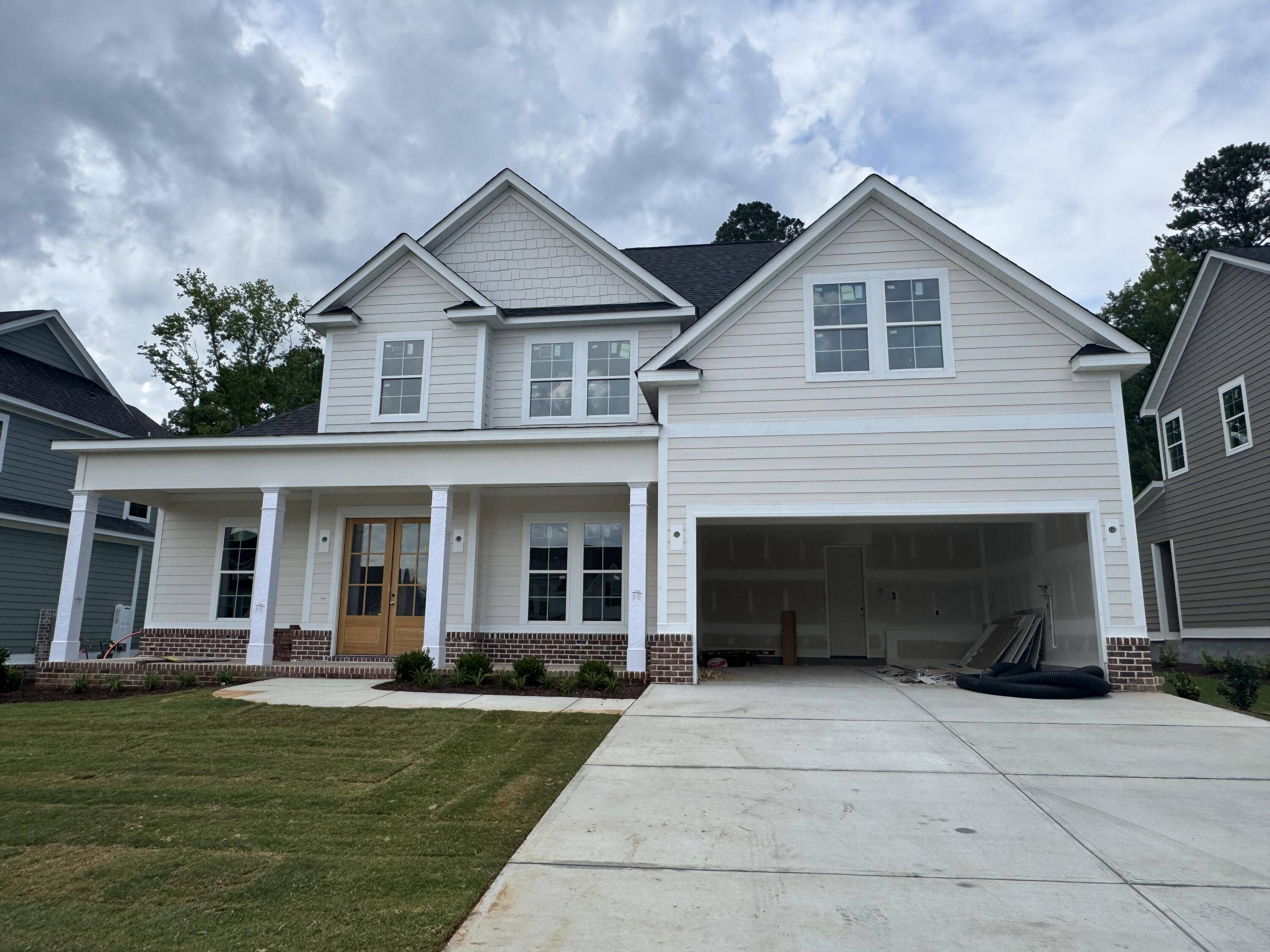 Evans, GA 30809,640 RIVER OAKS LN