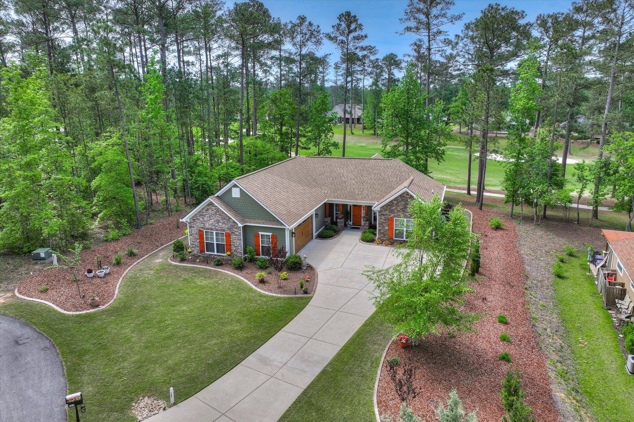 Mccormick, SC 29835,137 ELGIN LN
