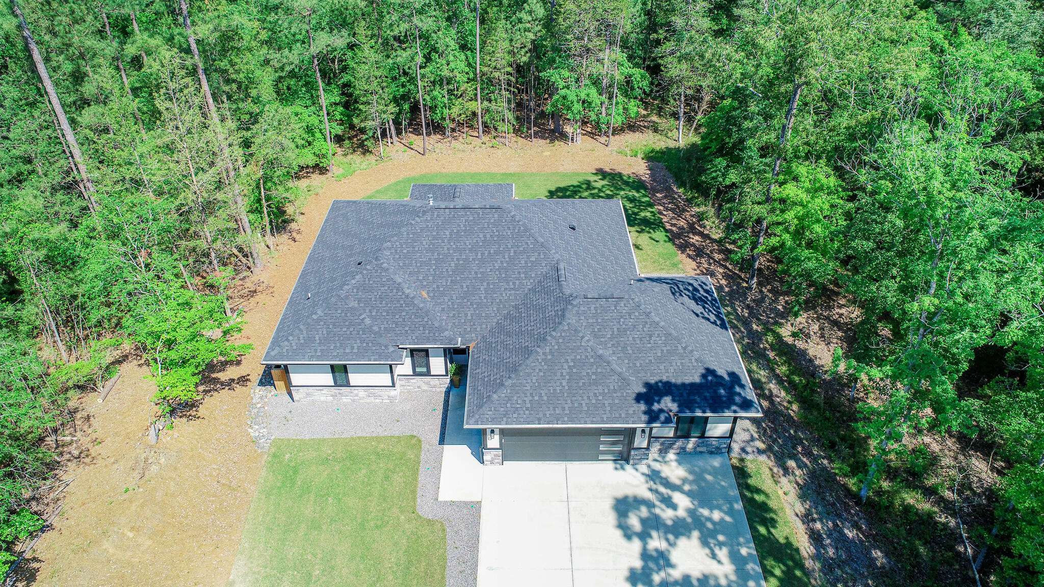 Mccormick, SC 29835,217 COVE POINT LANE LN