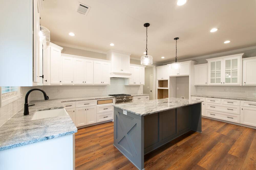 North Augusta, SC 29841,4073 Shimmer LK