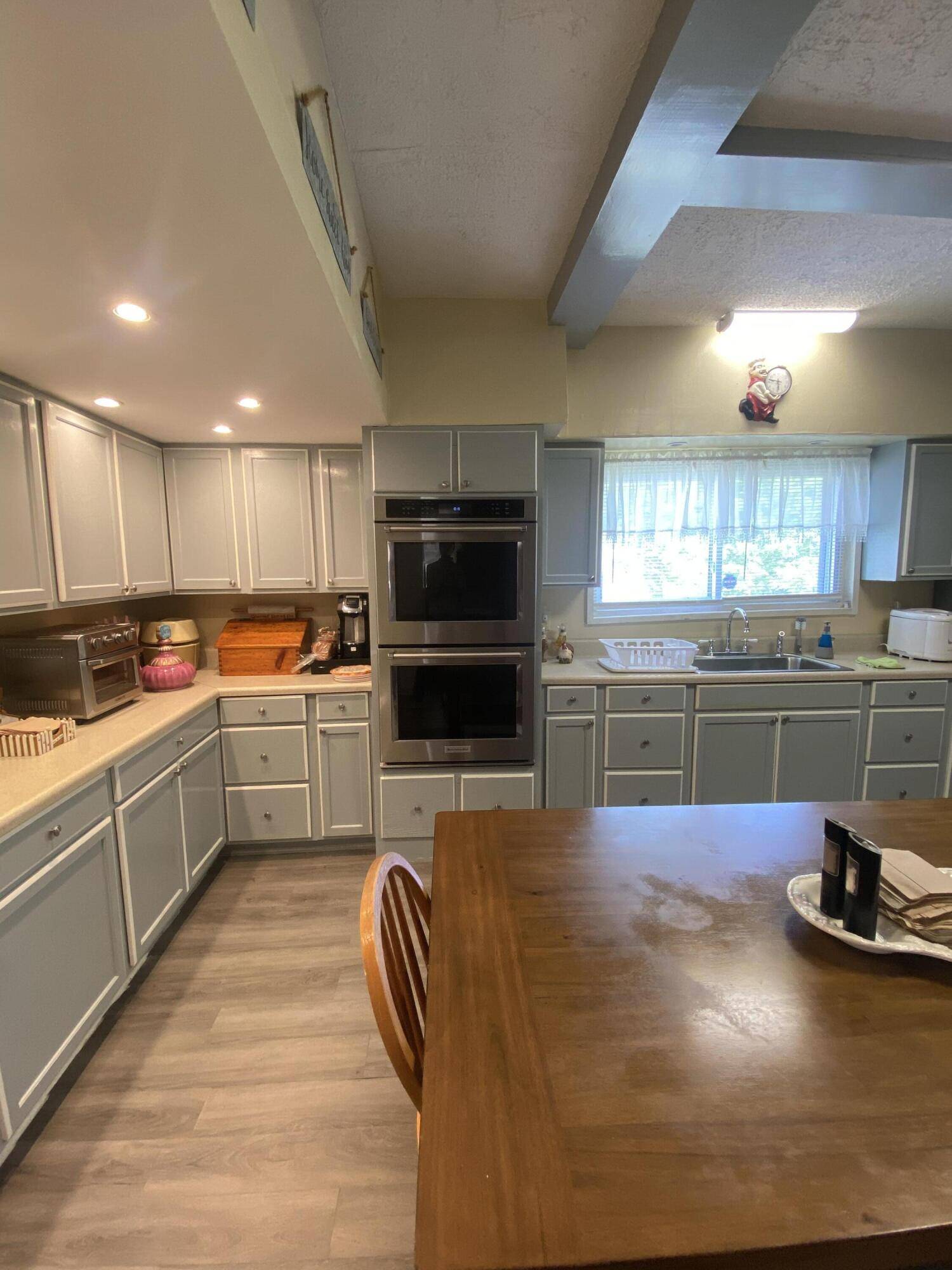 Edgefield, SC 29824,209 PERSIMMON ST