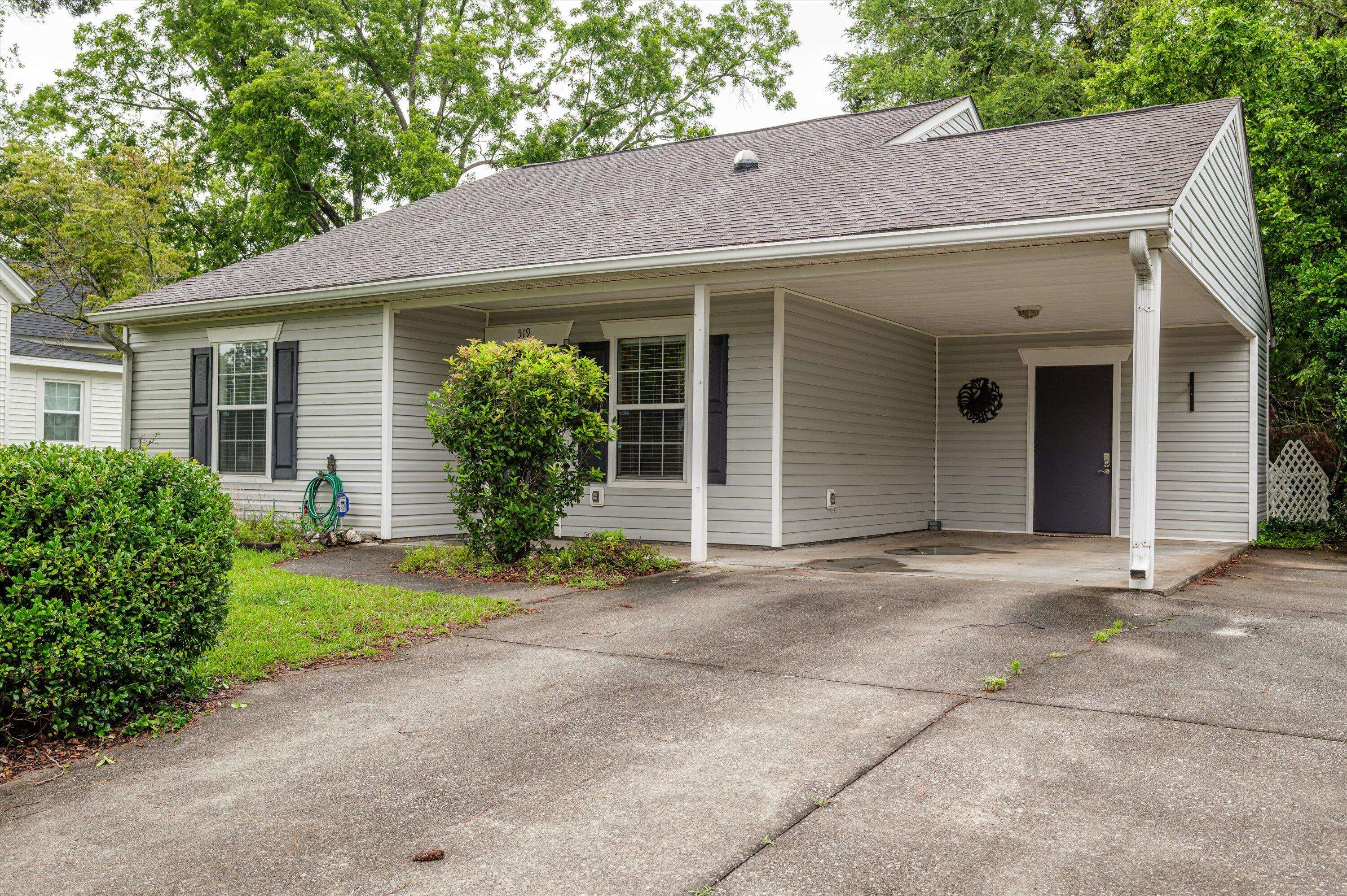 Edgefield, SC 29824,519 Penn ST