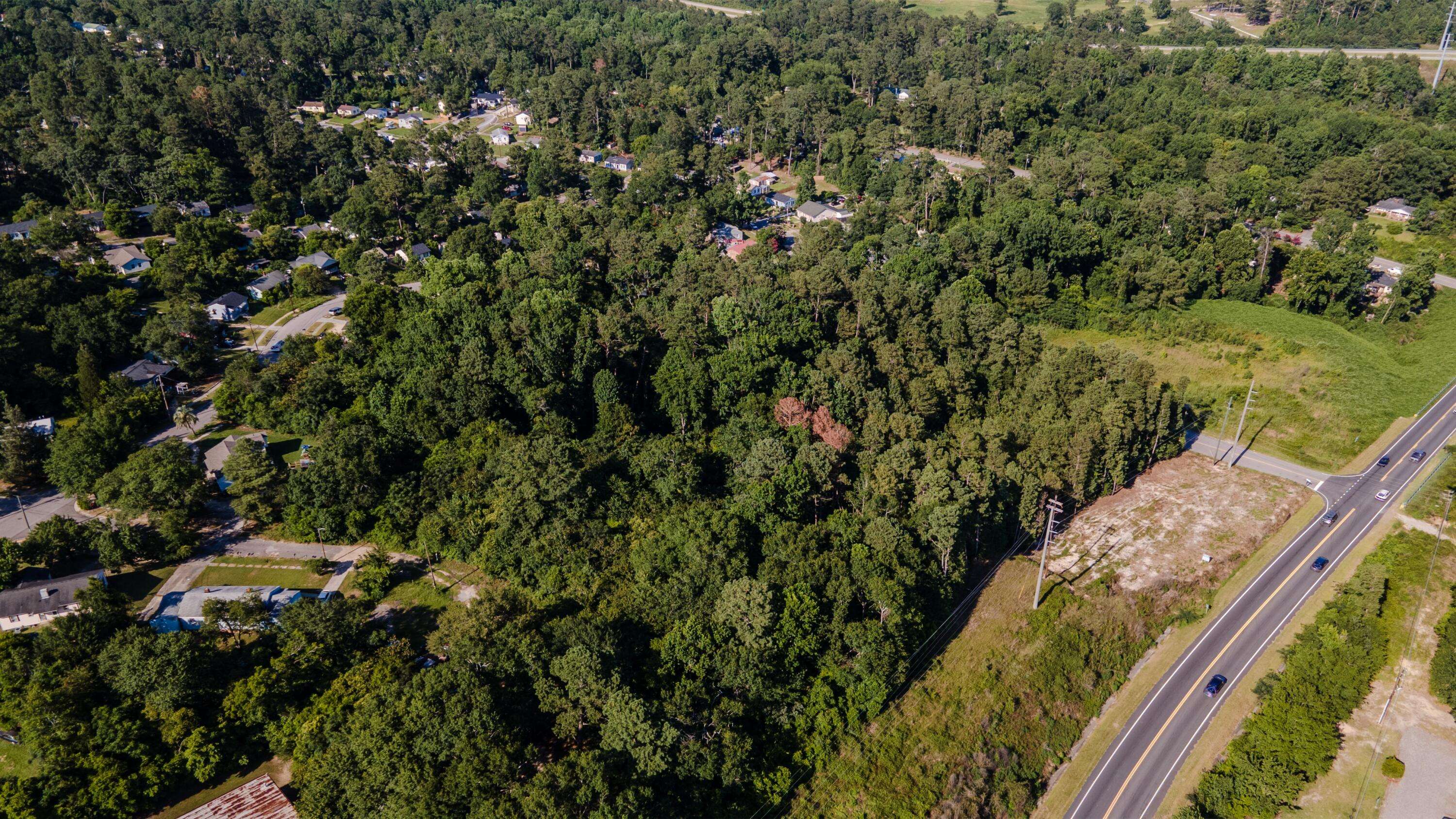 North Augusta, SC 29841,617 Hutchinson DR