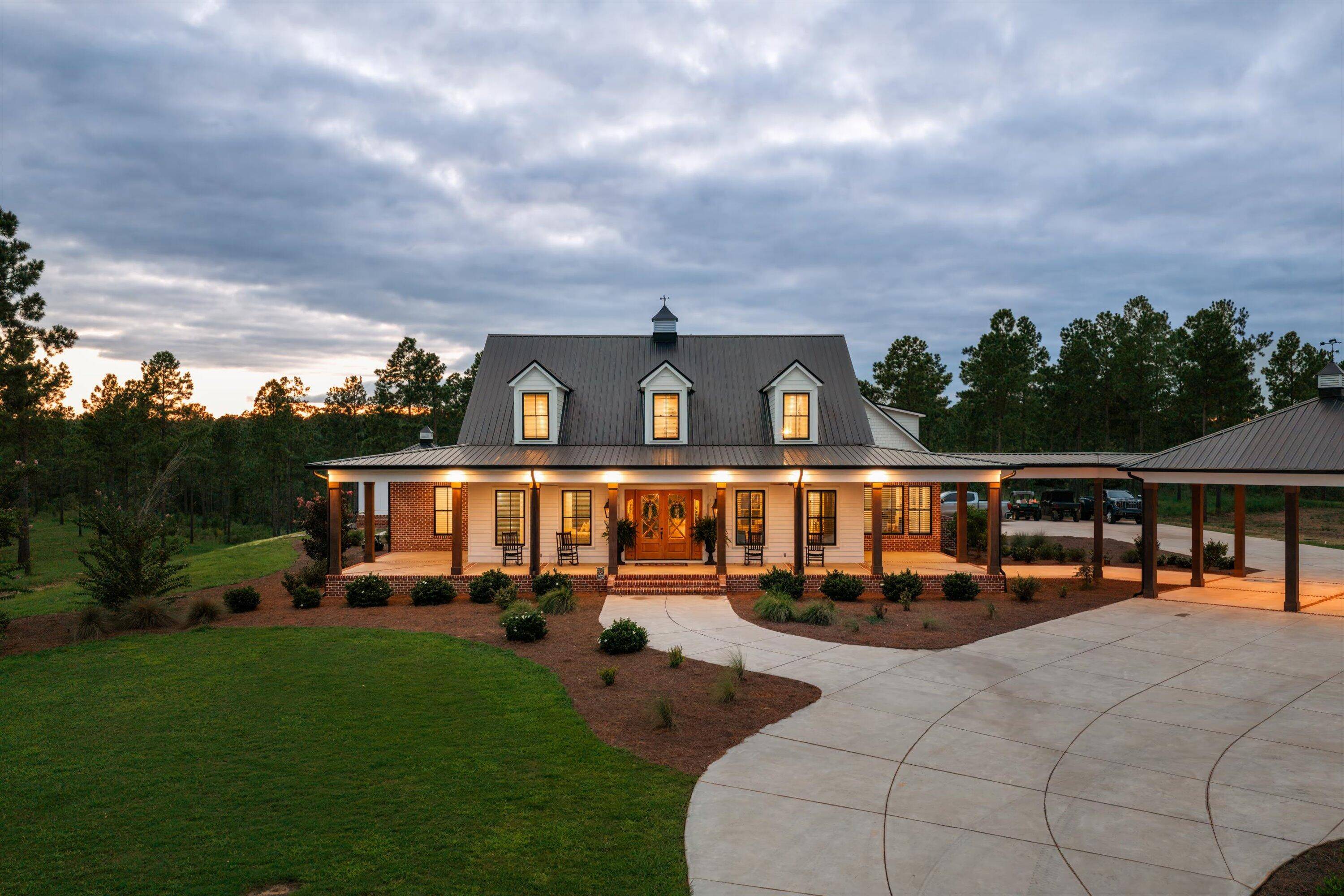 Edgefield, SC 29824,162 Lanham RD