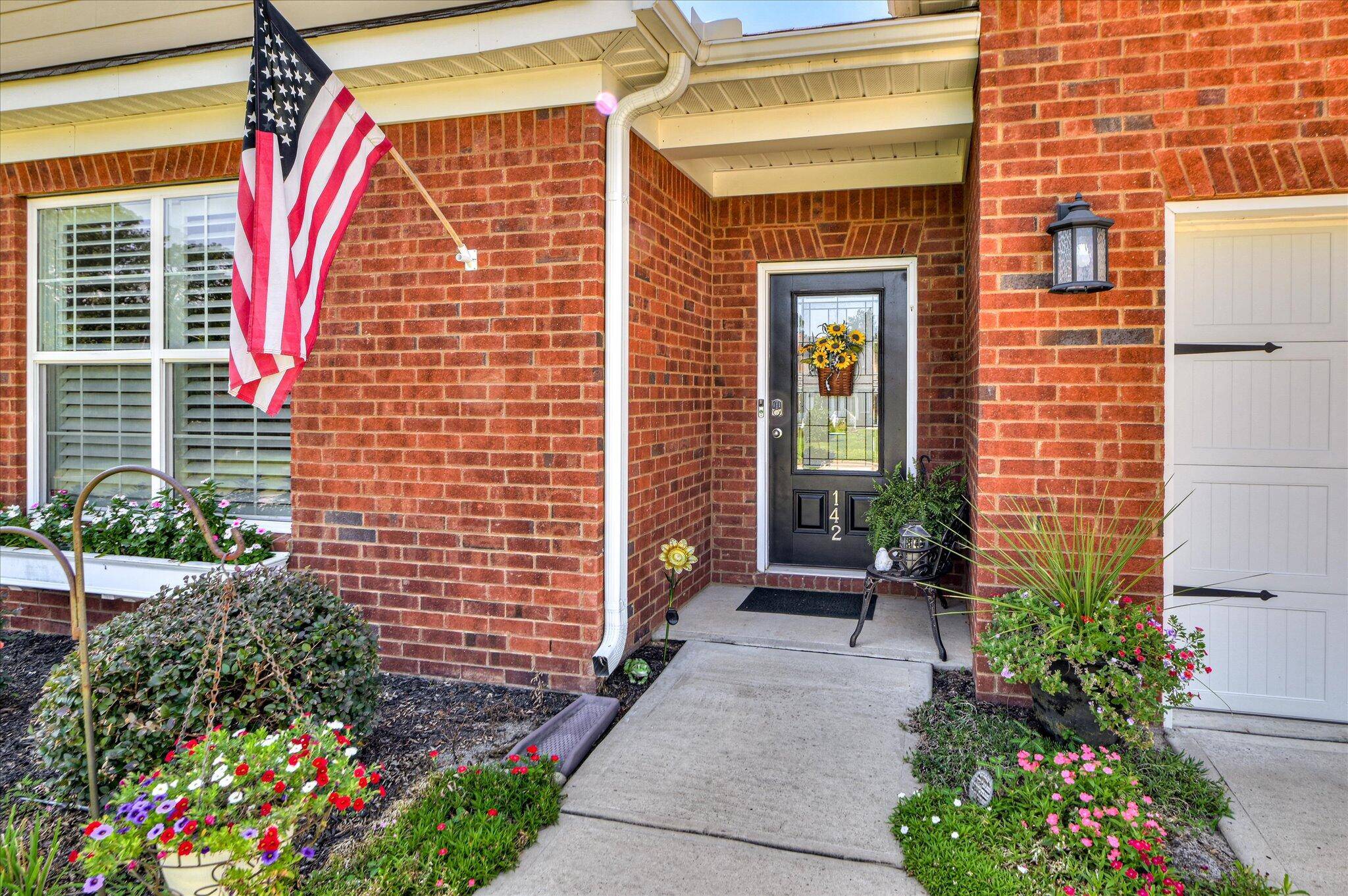 North Augusta, SC 29860,142 Fitzsimmons DR