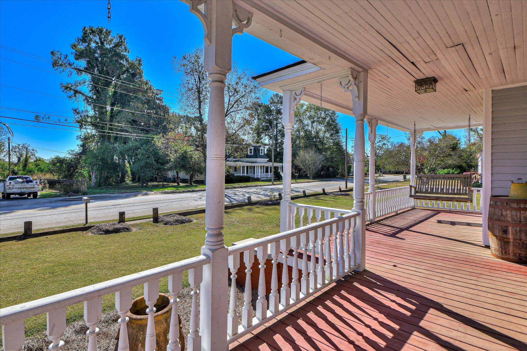 Johnston, SC 29832,818 Calhoun ST