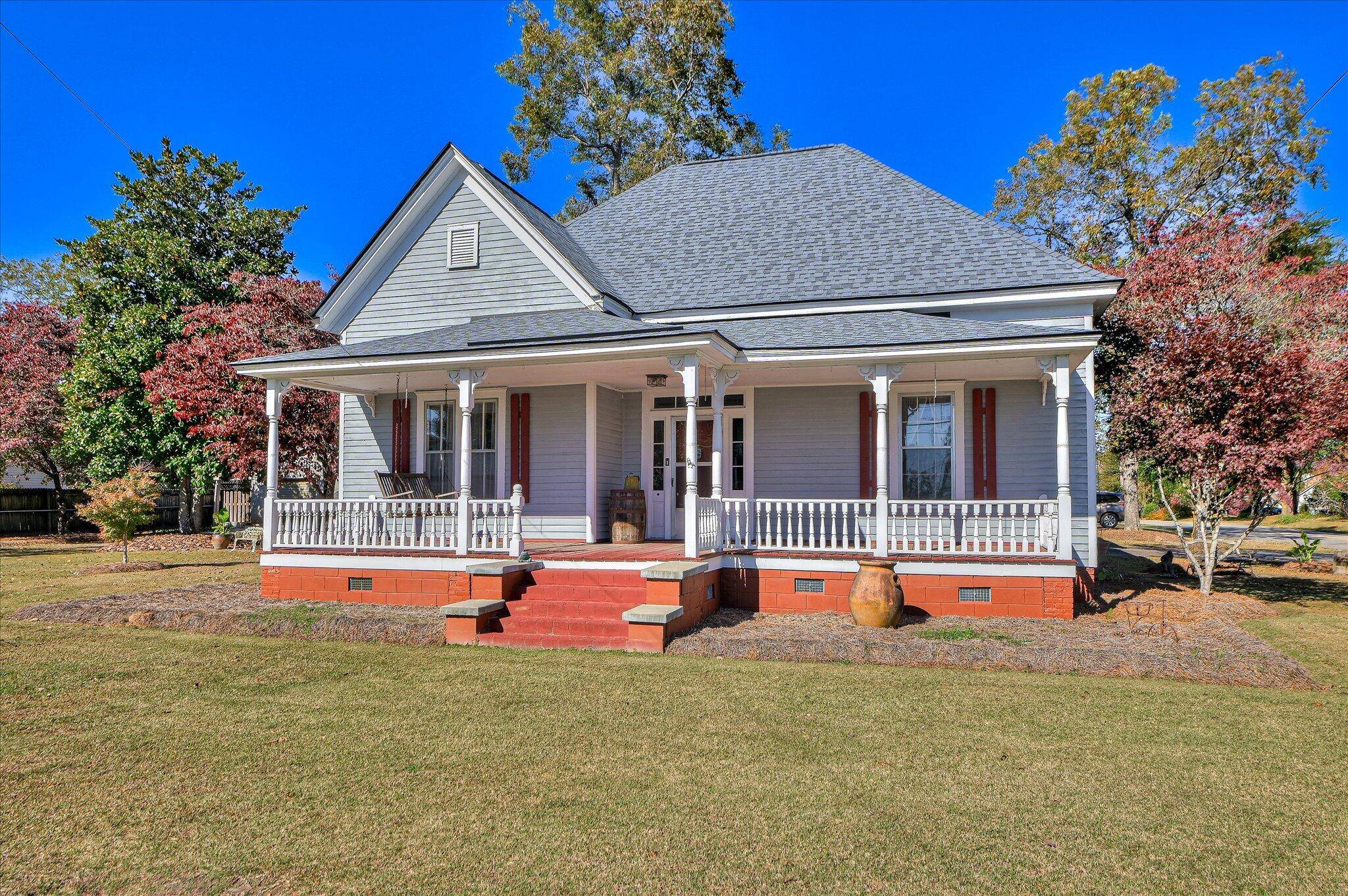 Johnston, SC 29832,818 Calhoun ST
