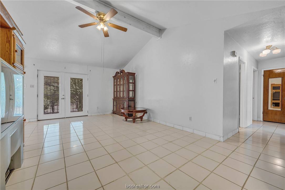 Bryan, TX 77803,700 Leonard DR