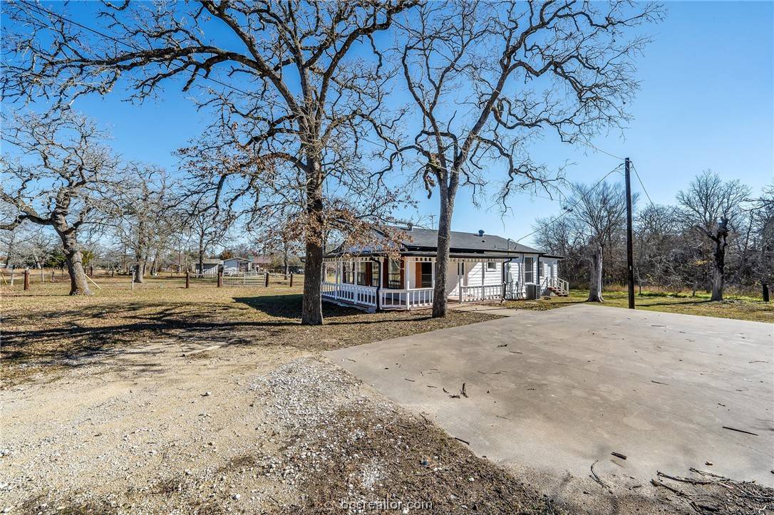 Somerville, TX 77879,318 Giebel LN
