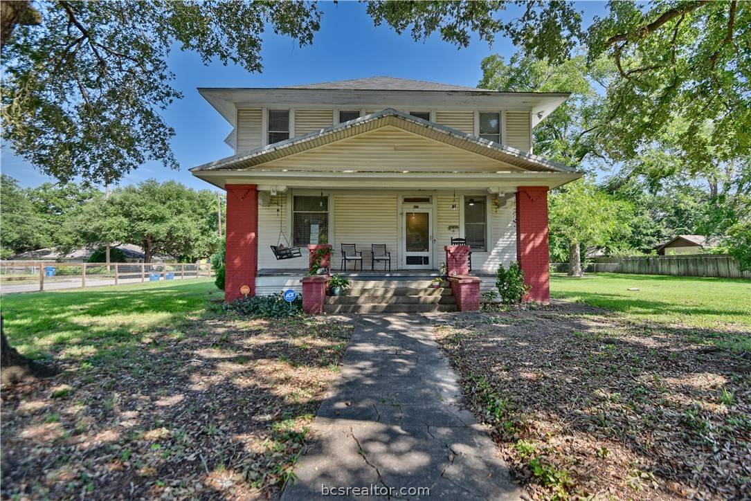 Navasota, TX 77868,803 Holland ST