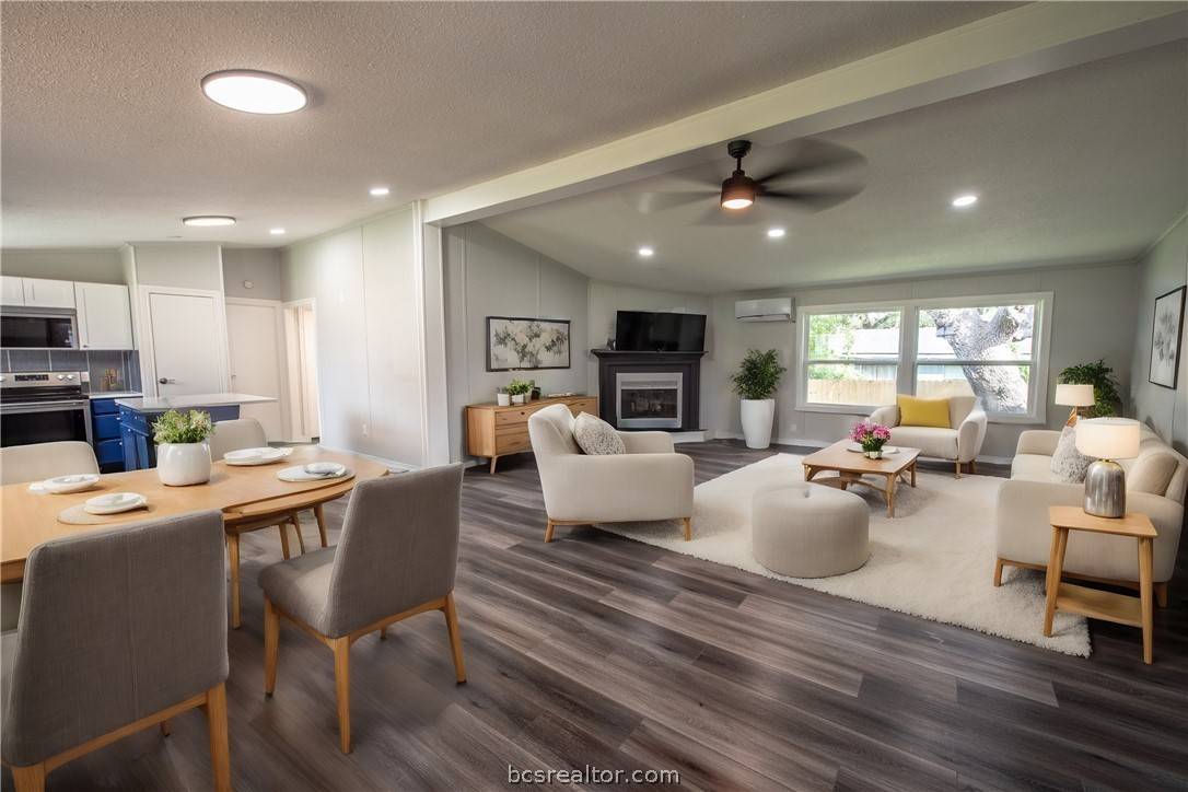 Somerville, TX 77879,215 Shady Oaks ST